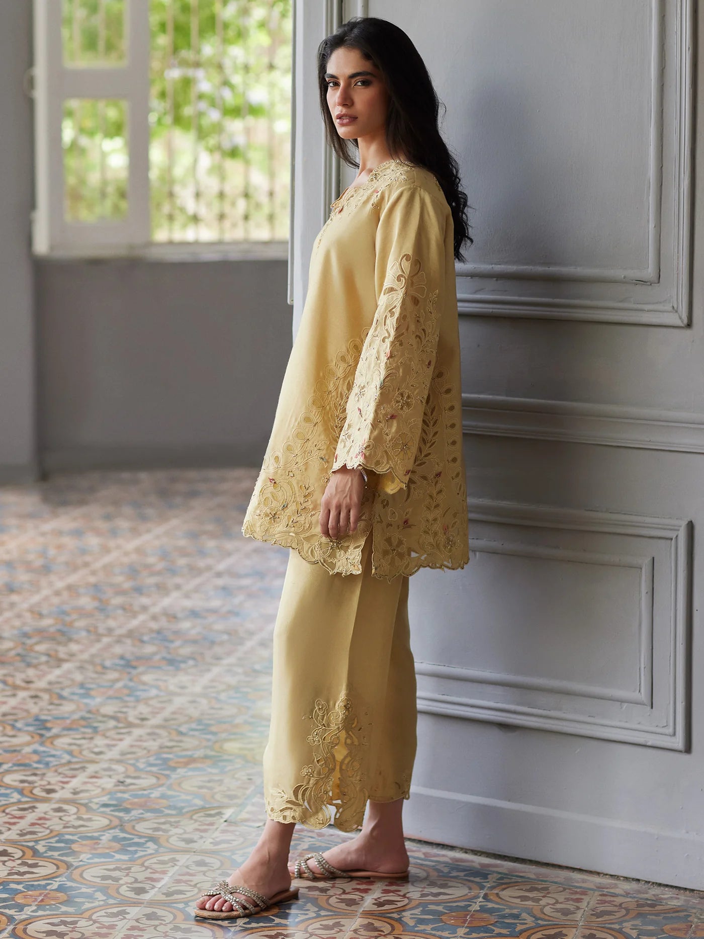 SS26AMB2-AW25AMB1OWTP004 | NEW IN | MISHA LAKHANI