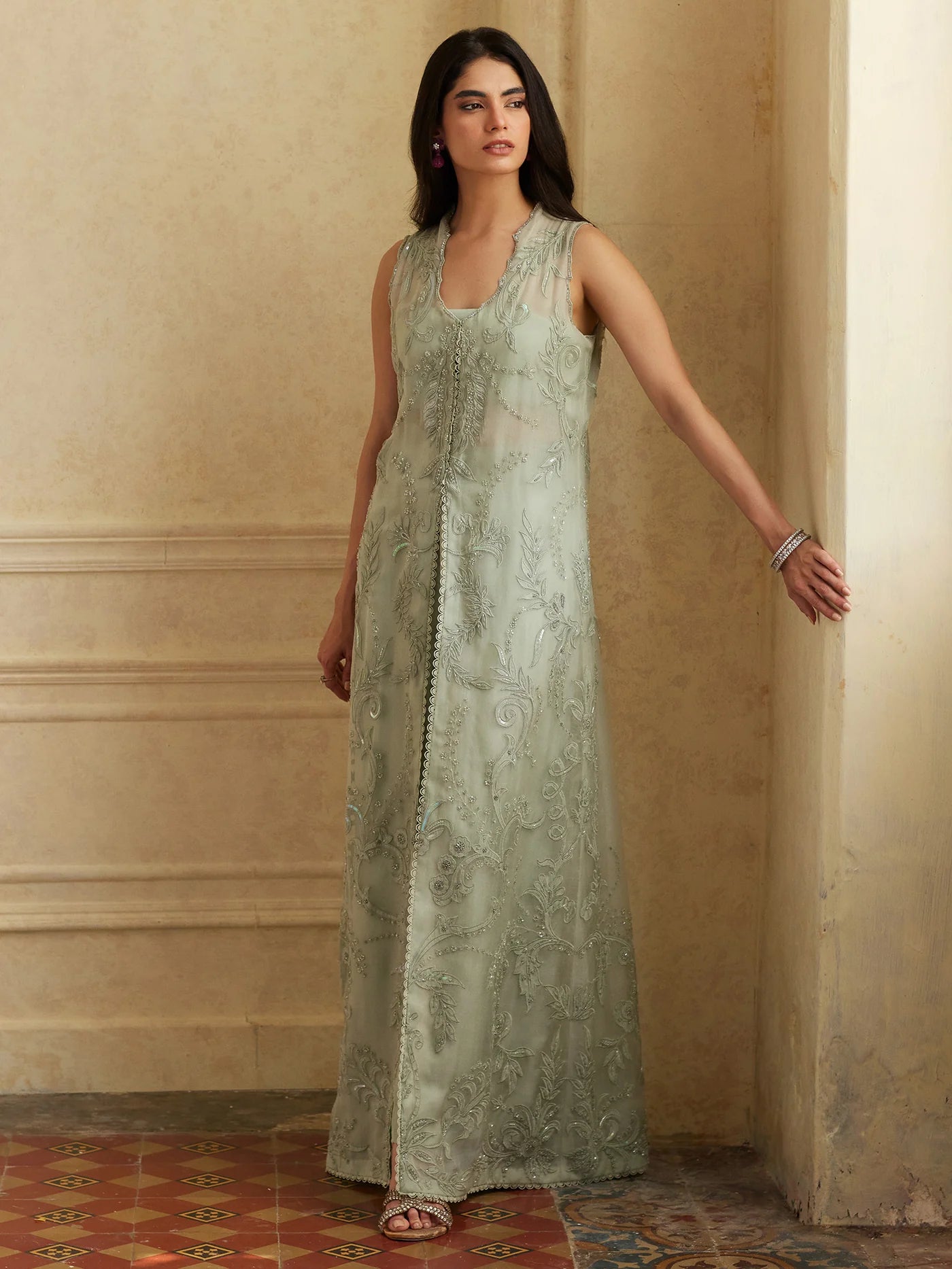 SS26AMB2-TS26LS005 | NEW IN | MISHA LAKHANI