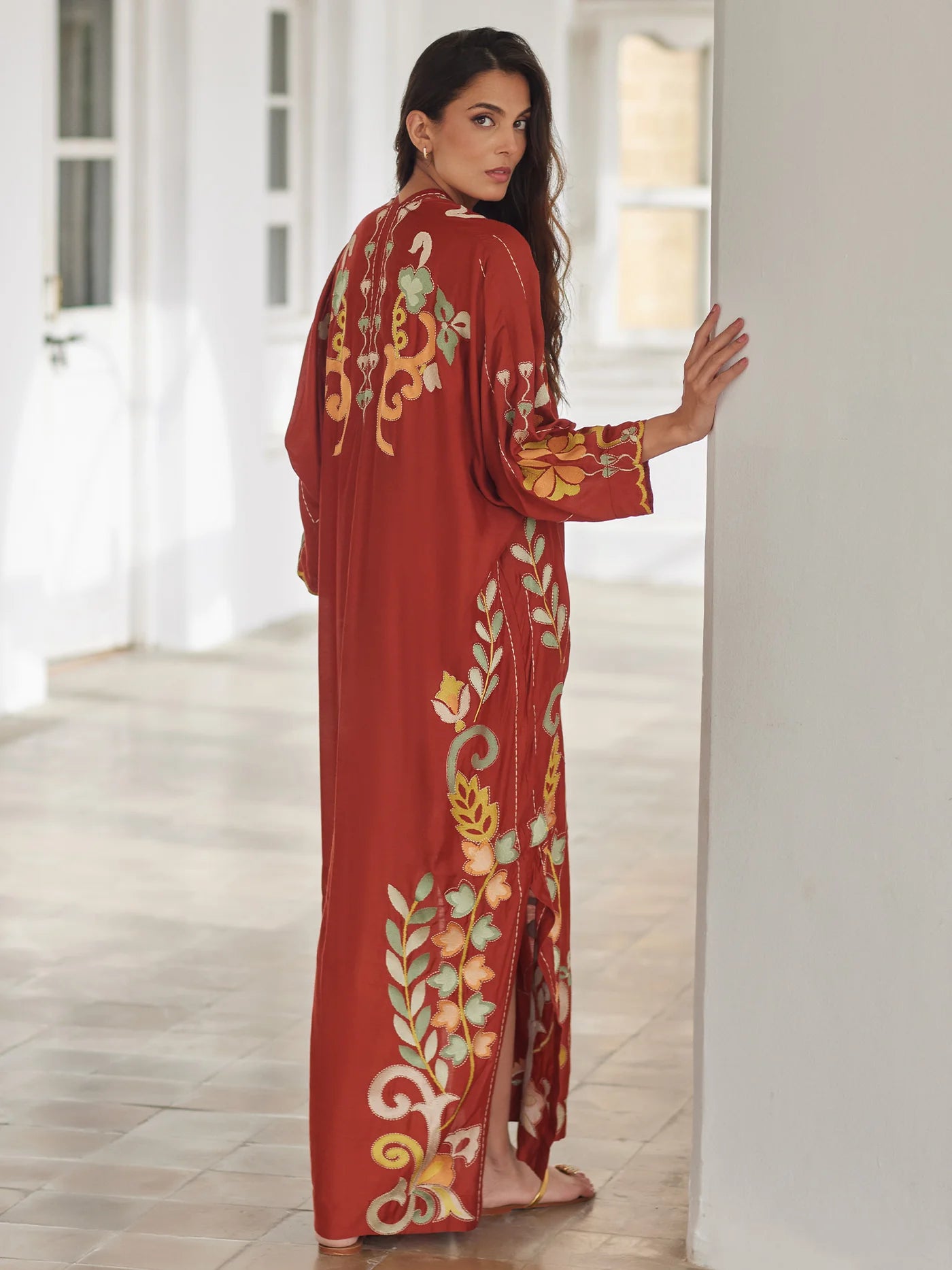 SS26AMB2CCLS003 | NEW IN | MISHA LAKHANI
