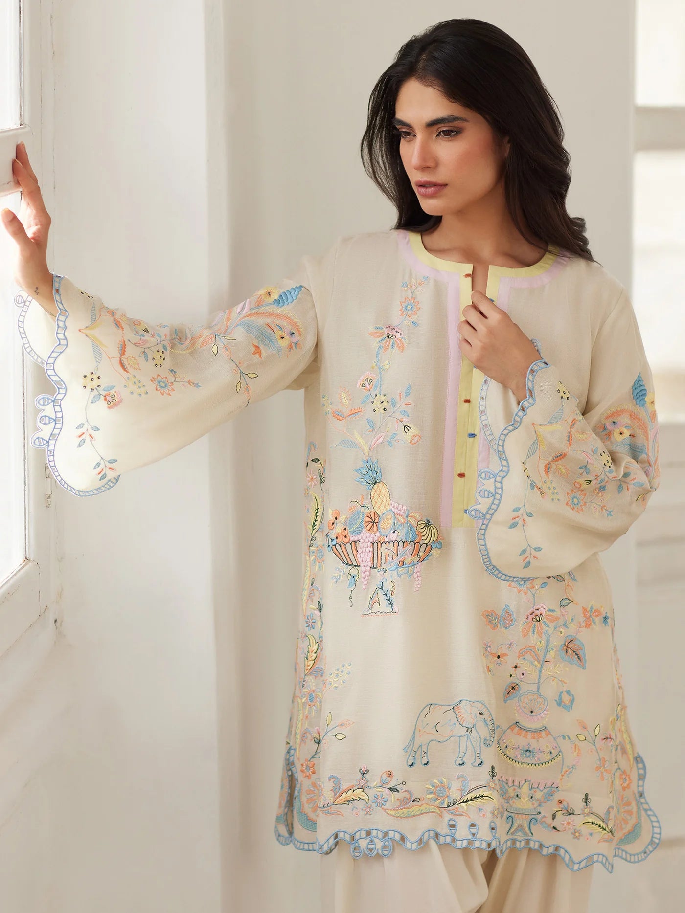 SS26AMB2CCTP011 | NEW IN | MISHA LAKHANI