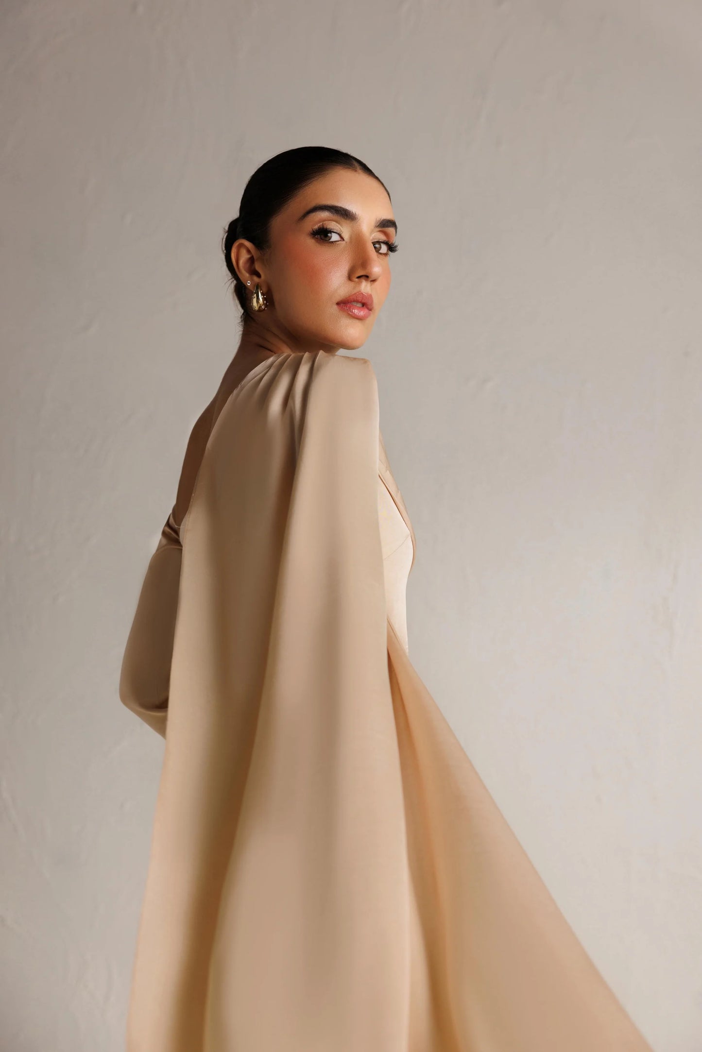 LOOK 27 | Basics | Caia