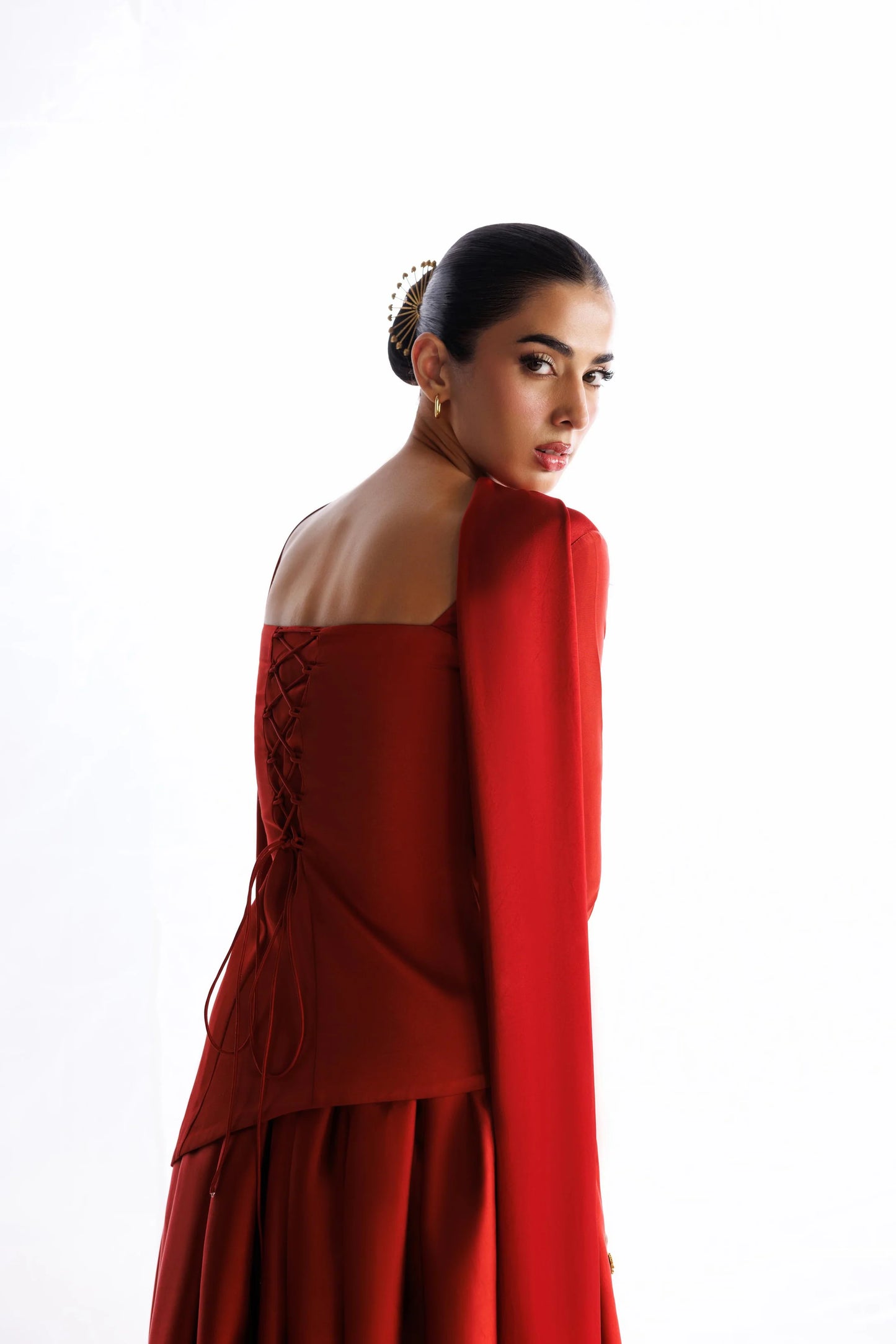 LOOK 21 | Basics | Caia
