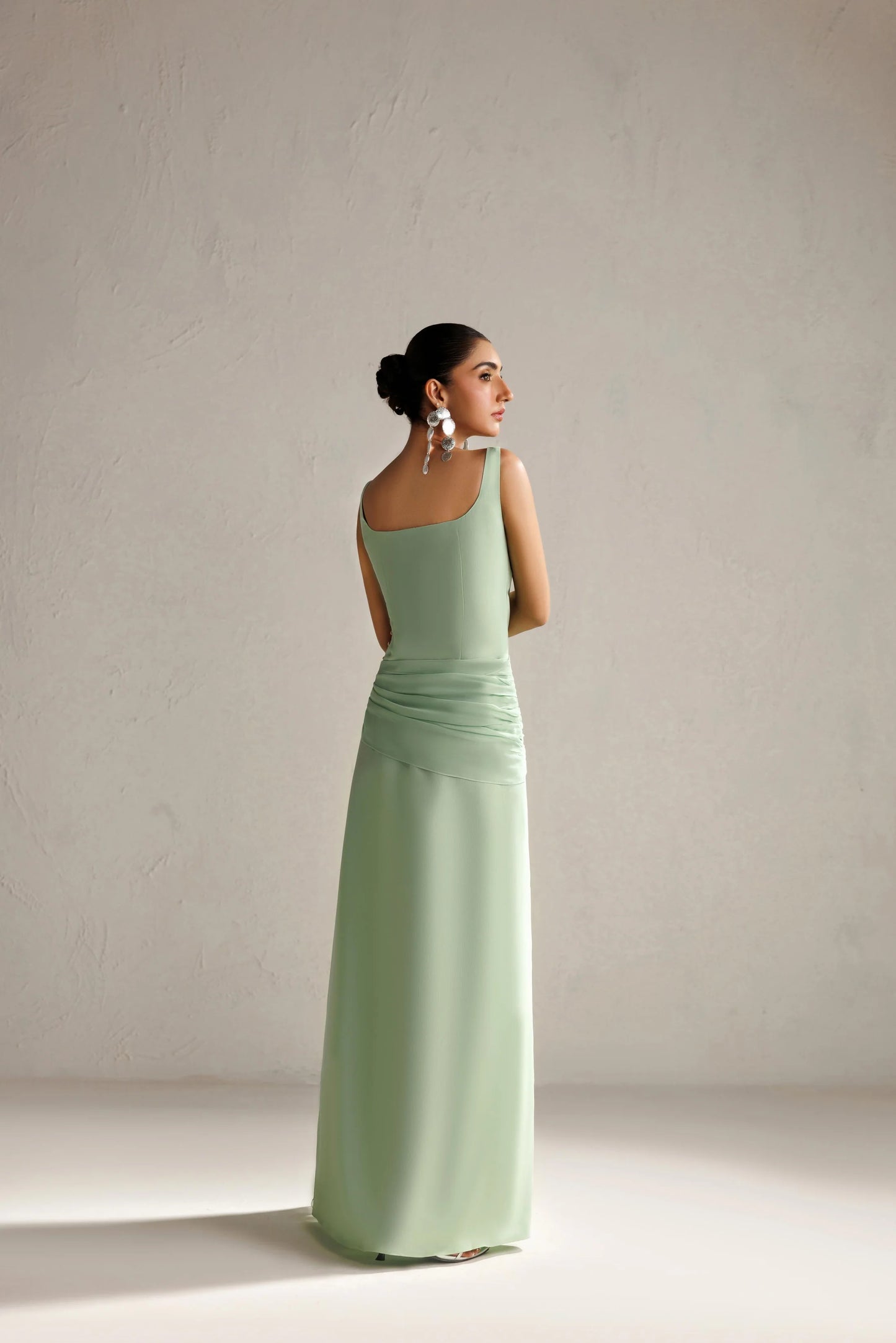 LOOK 24 | Basics | Caia
