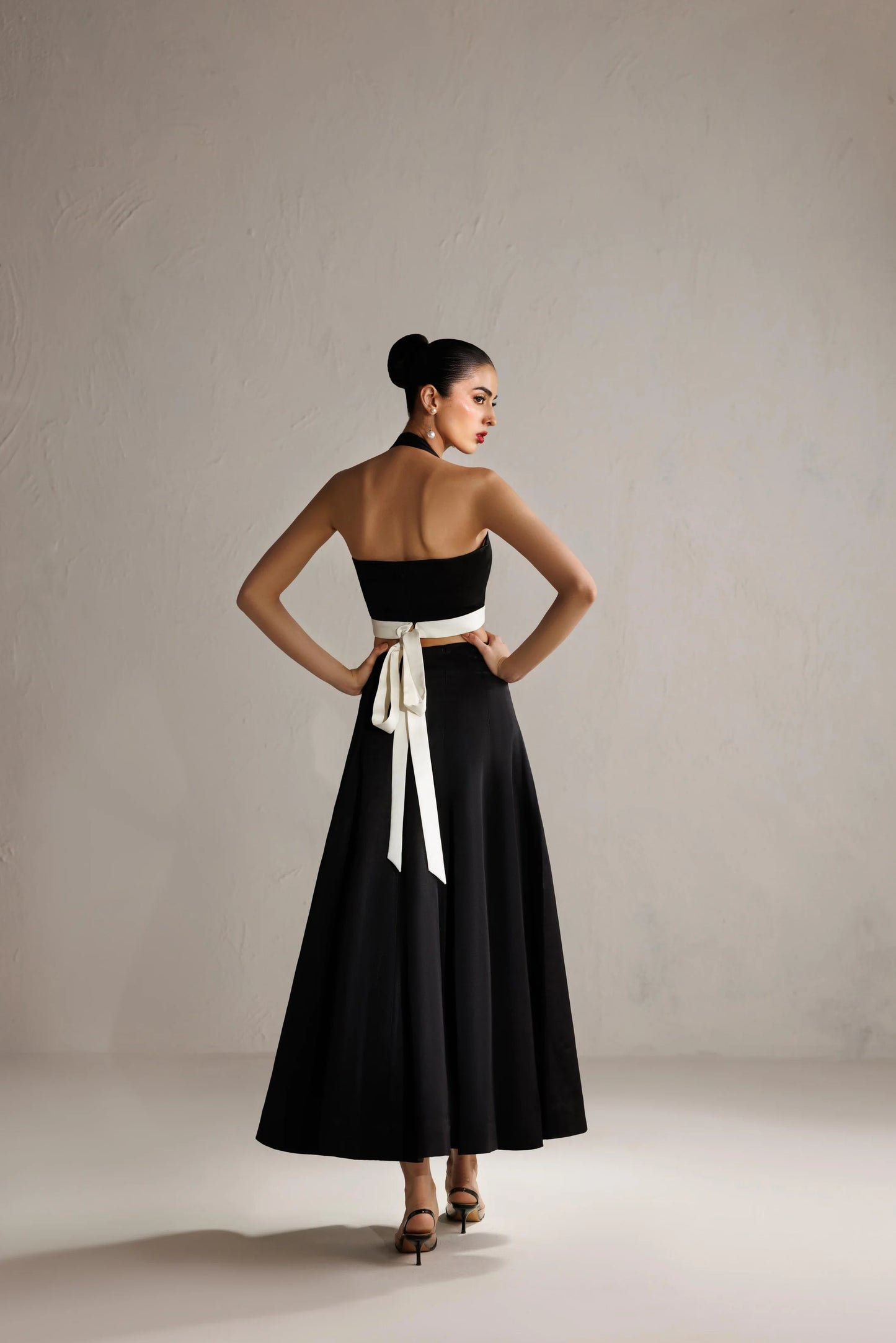 LOOK 20 | Basics | Caia