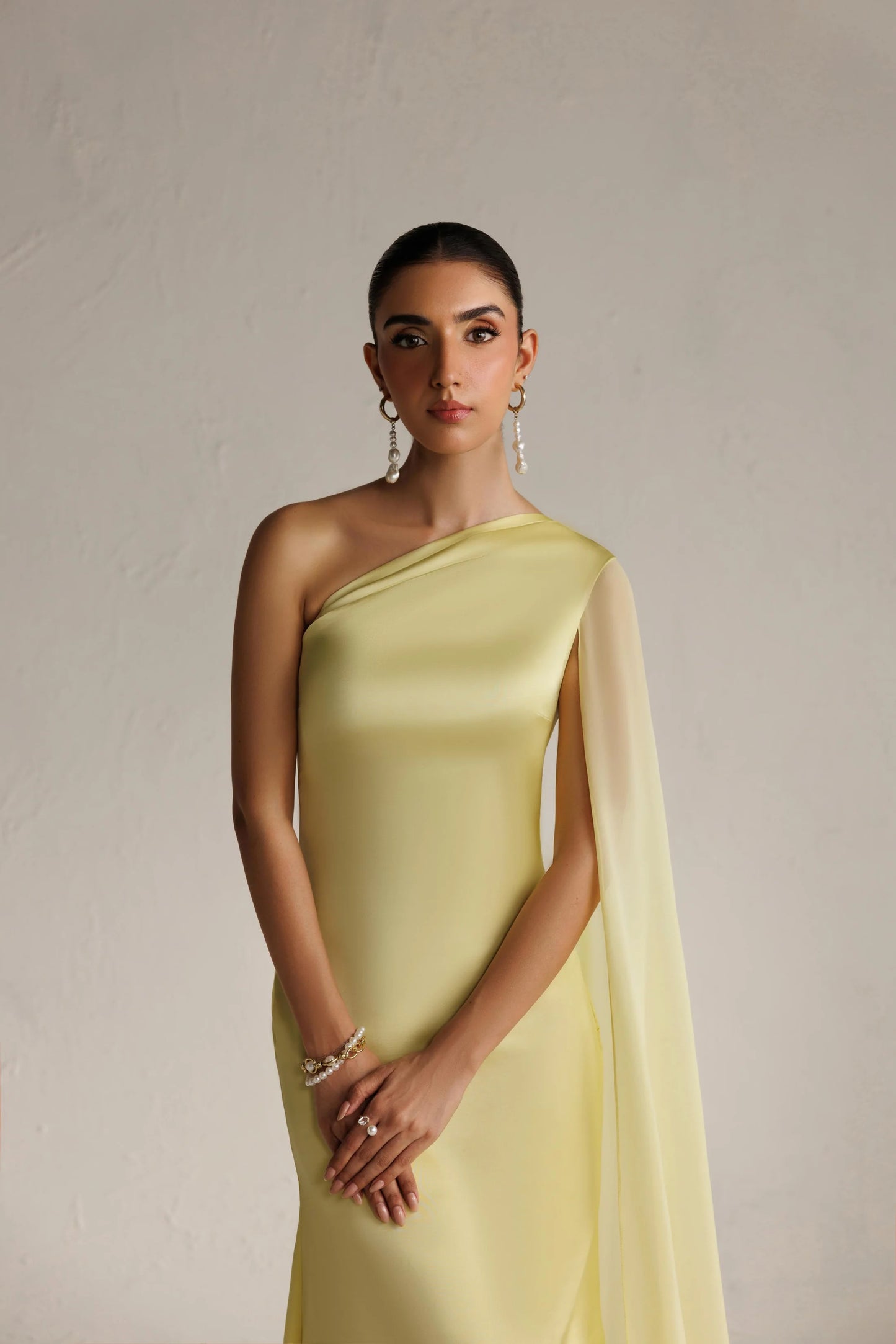 LOOK 19 | Basics | Caia
