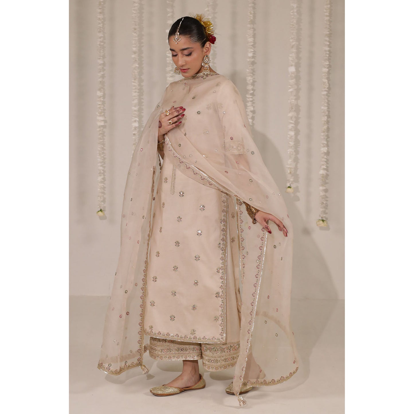 BEIGE OUTFIT | DYOT | CHOTI EID' 25