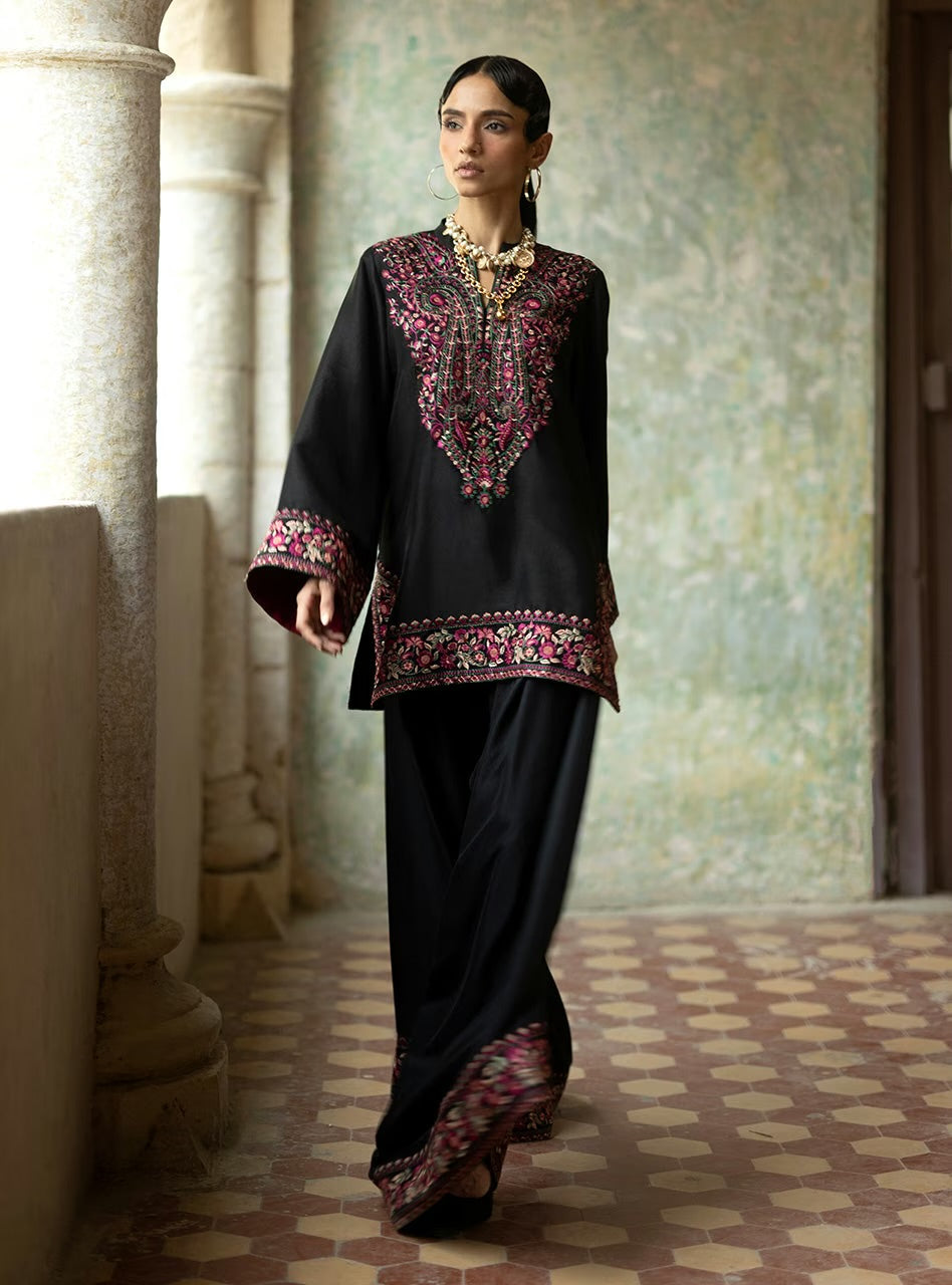 Obsidian Crest | Eid Edit '26 |  Zainab Chottani