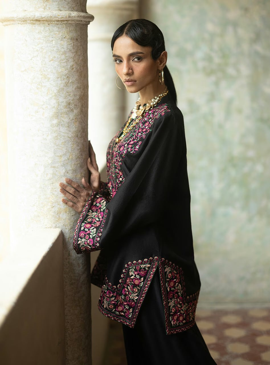 Obsidian Crest | Eid Edit '26 |  Zainab Chottani