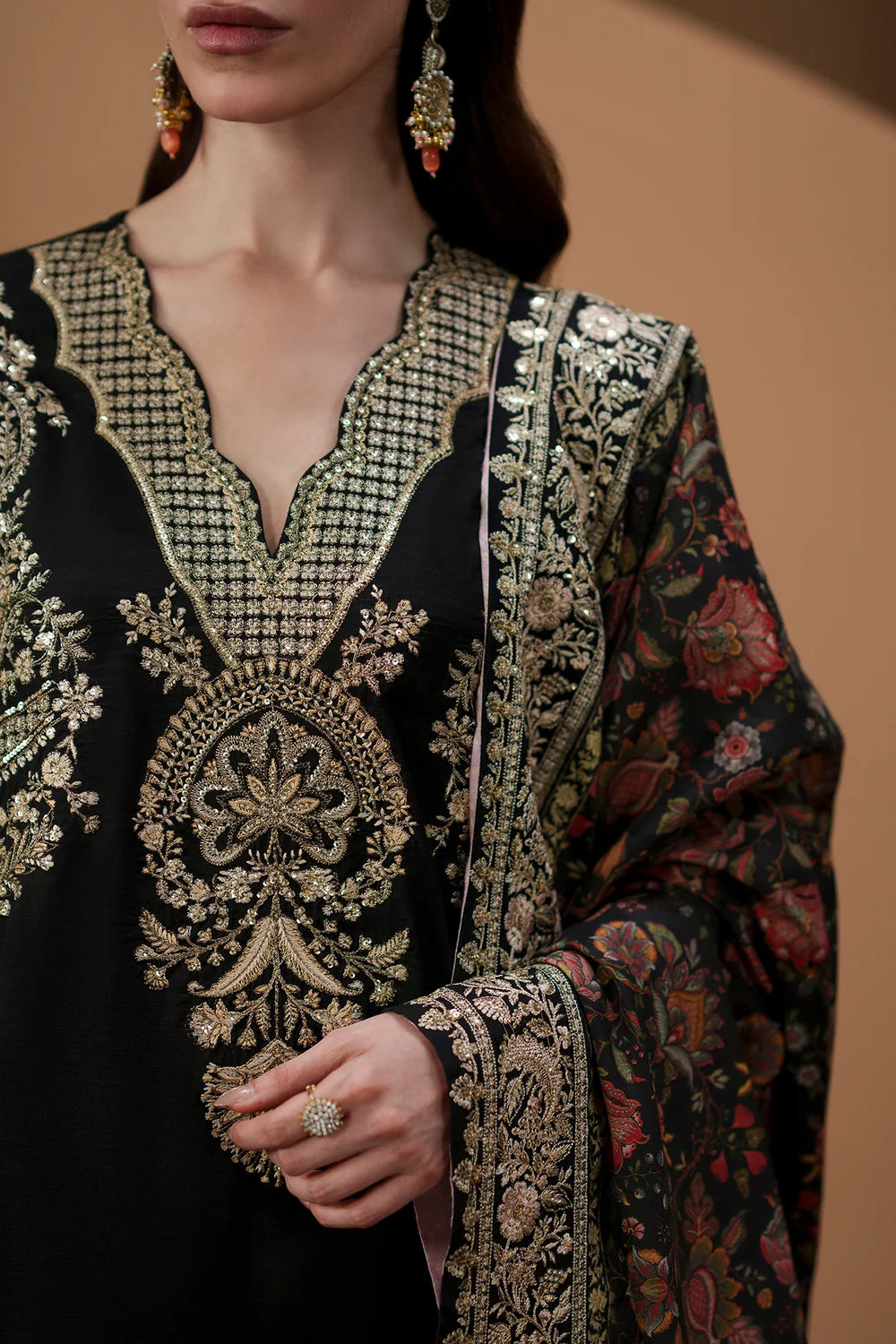 JET BLACK | E1127/104/902 | Women Boutique 1 August ‘26 | Ethnc
