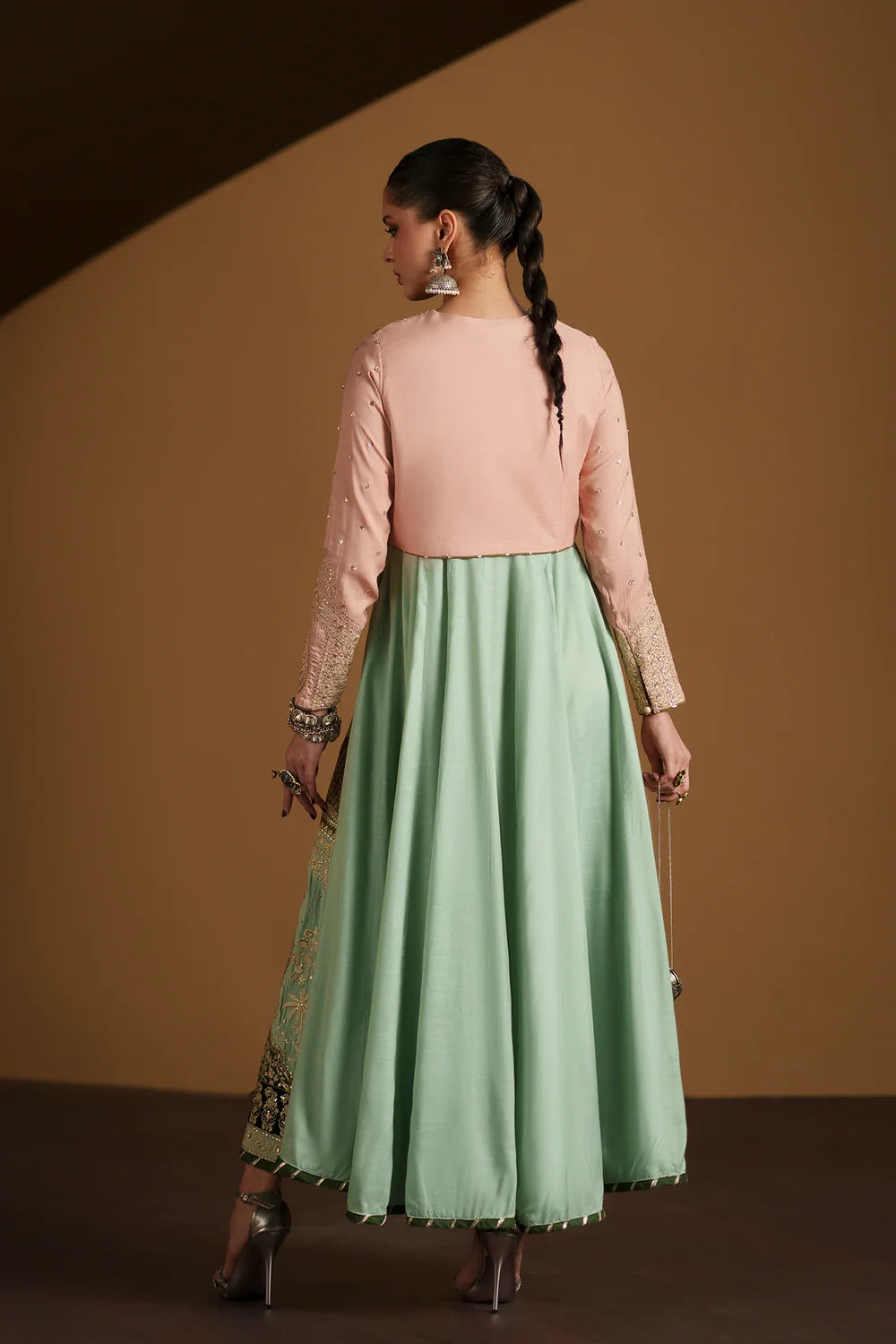 POWDER PINK | E1074/104/315 | Women Boutique 1 August ‘26 | Ethnc