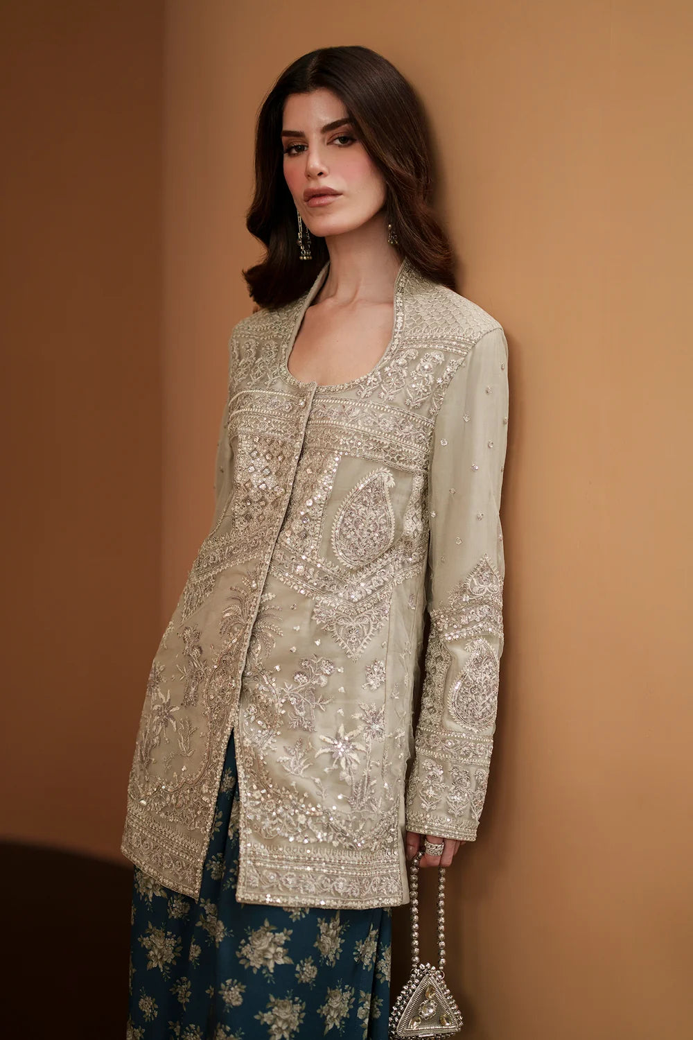 LIGHT OATMEAL | E1109/104/818 | Women Boutique 1 August ‘26 | Ethnc