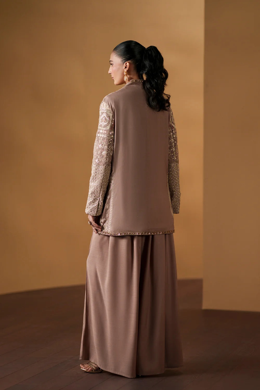 CARAMEL | E1148/104/806 | Women Boutique 1 August ‘26 | Ethnc