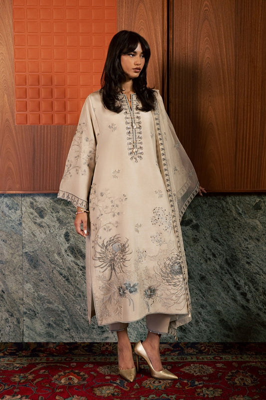 IRIS (ZRW-21702) | SILK - FALL'26 | ZAHA