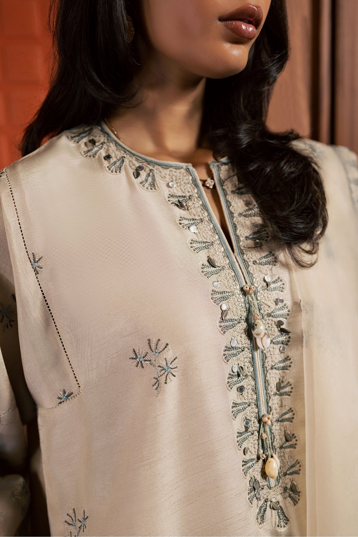 IRIS (ZRW-21702) | SILK - FALL'26 | ZAHA