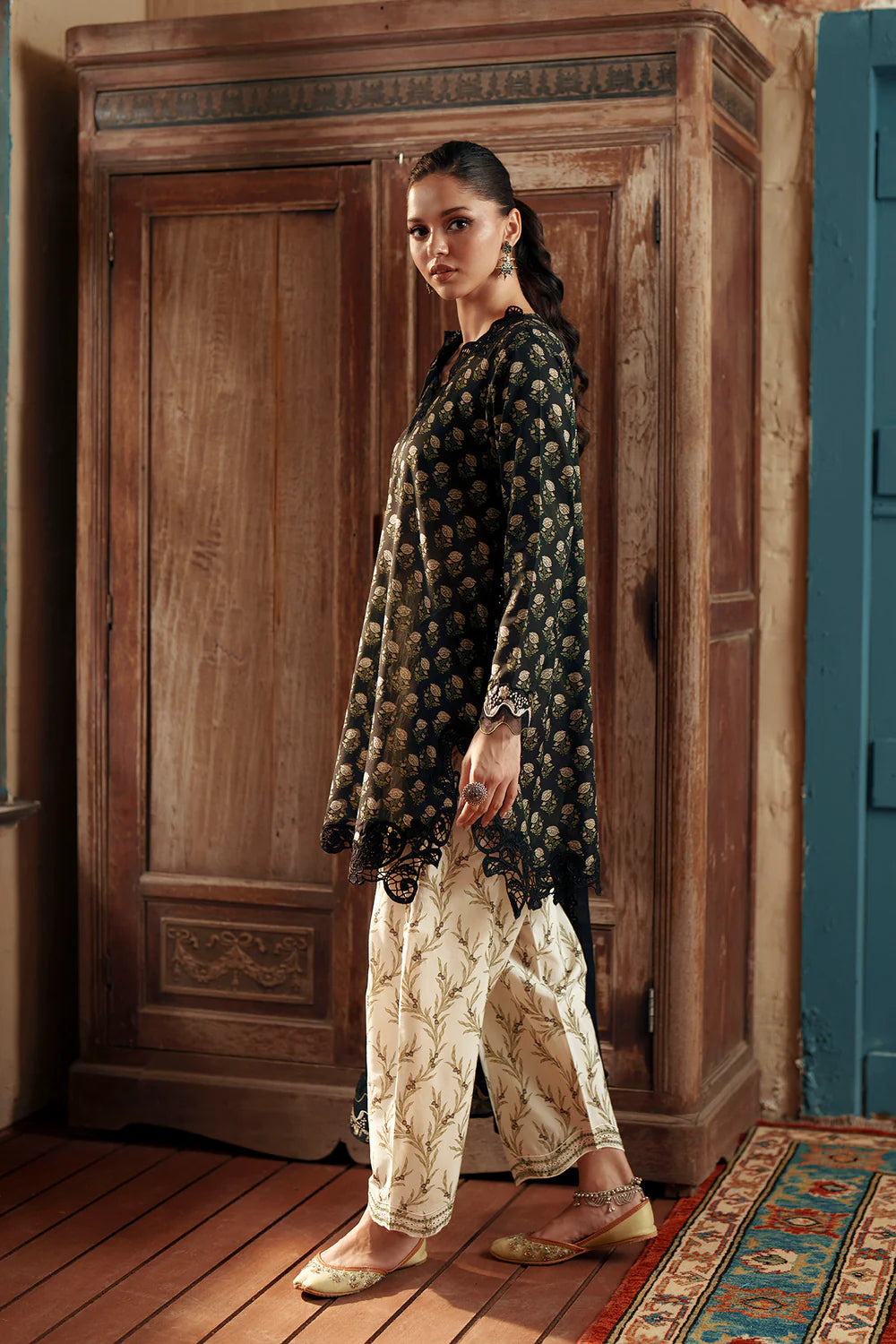JET BLACK | E4477/103/902 | Women Rozana - Eid Collection | Ethnc
