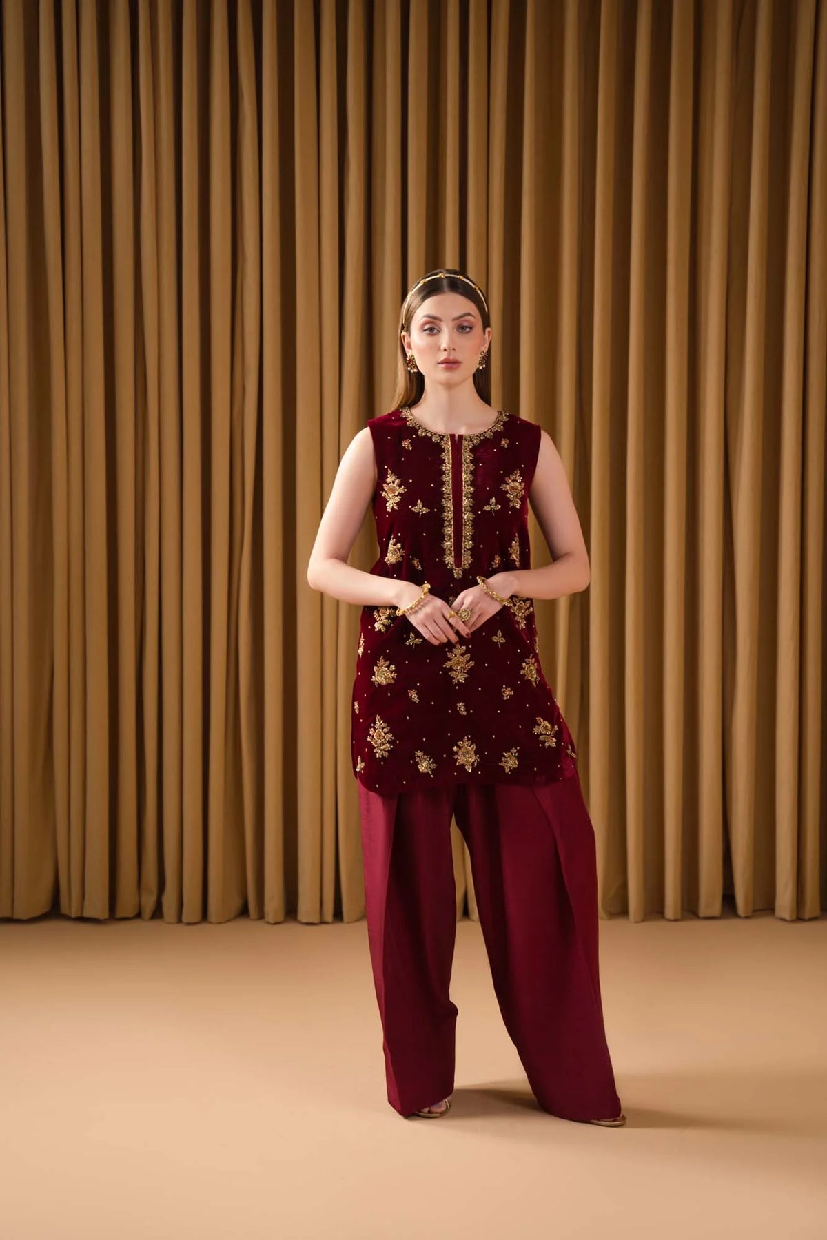 Jasper | Velvet | Kaida