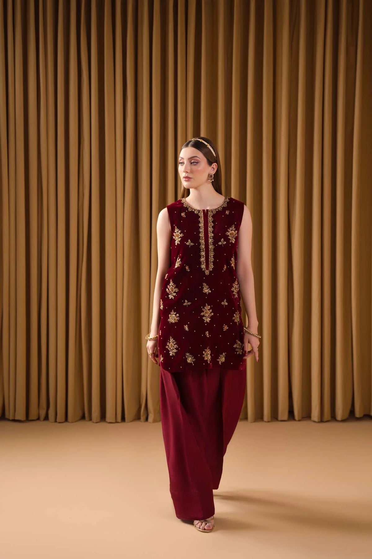 Jasper | Velvet | Kaida