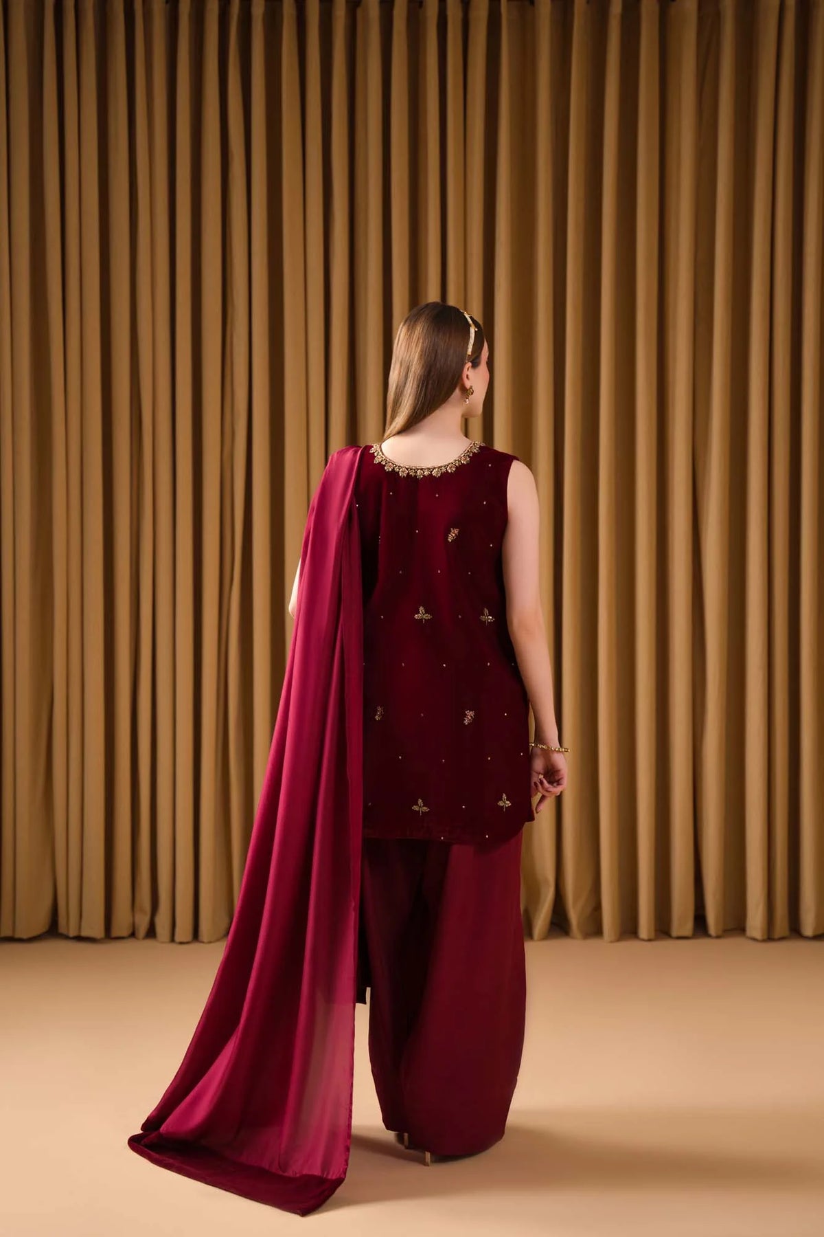 Jasper | Velvet | Kaida