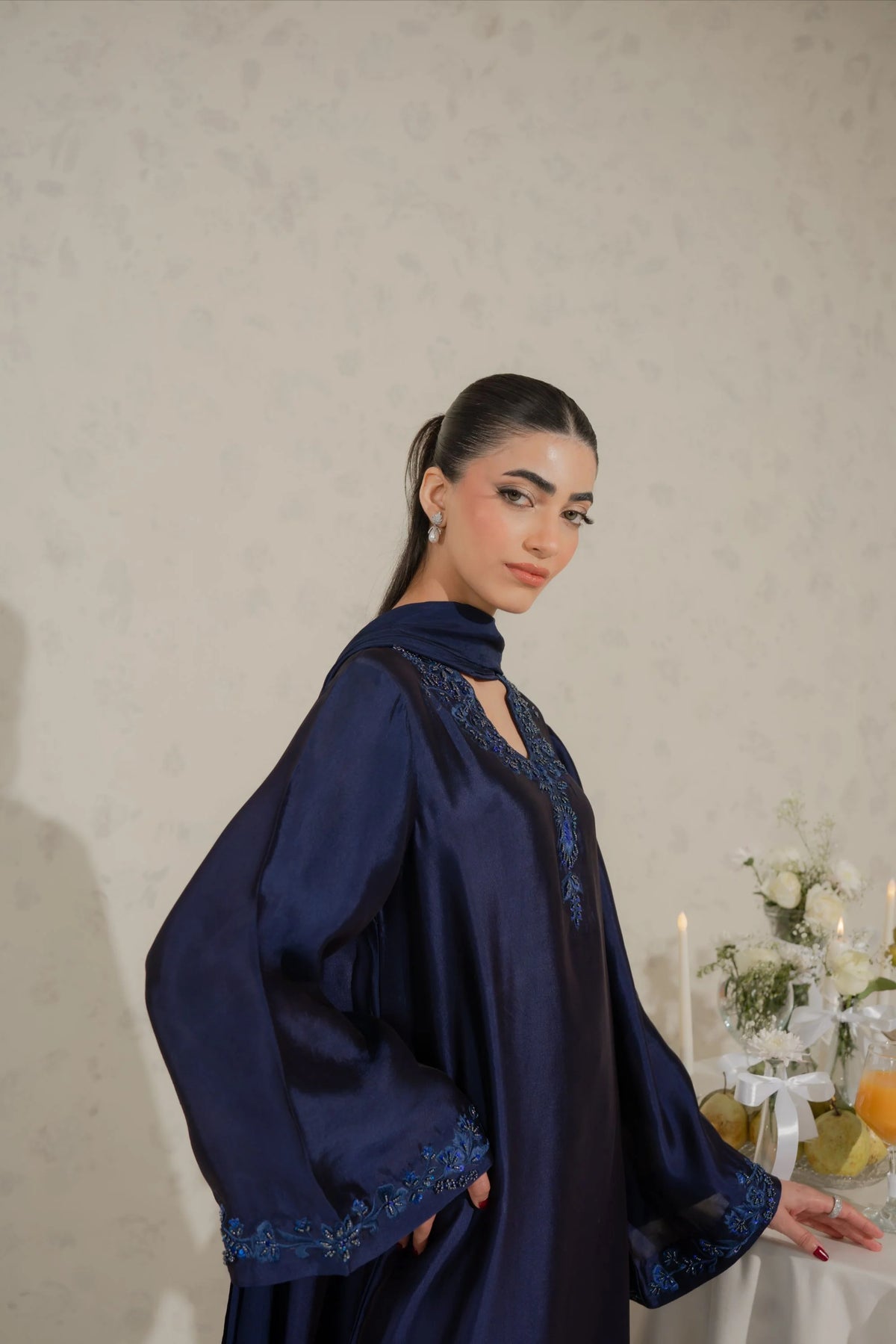 Navy | Velvet | Kaida