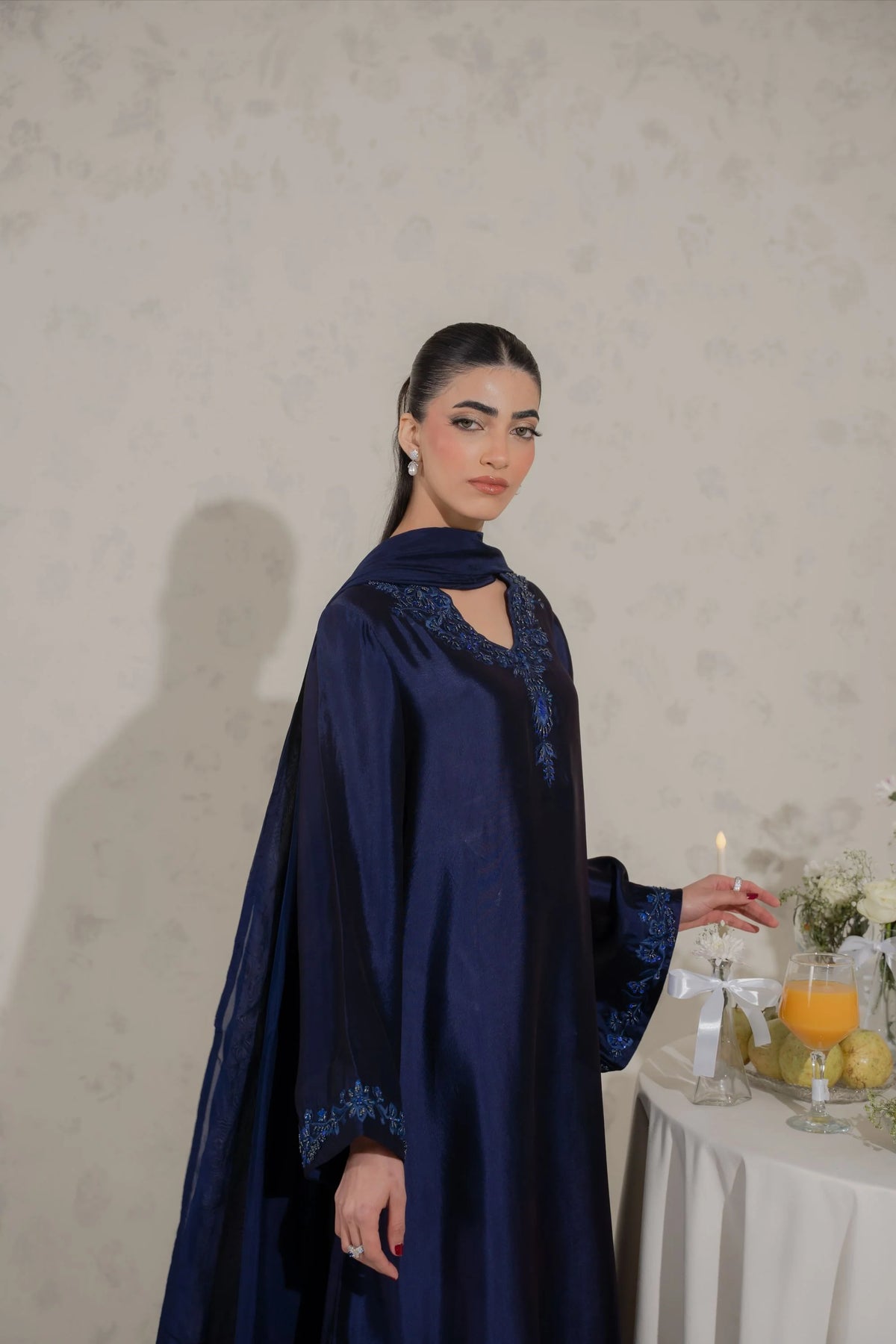 Navy | Velvet | Kaida