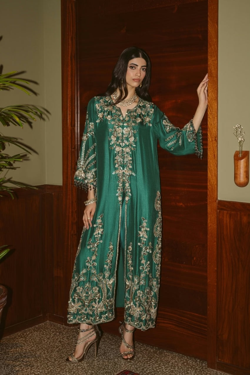 Deep Emerald Splendor (D-09) | The Overture '26 | Ammara Khan
