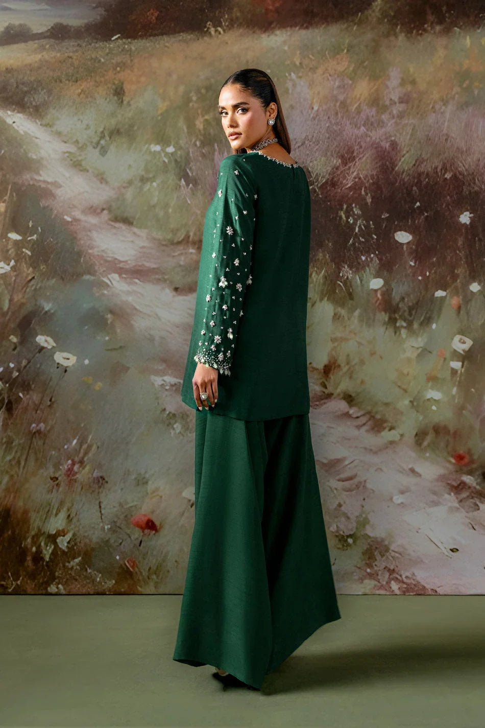 Emerald Bling (D-07) | Nurae '26 | Ammara Khan
