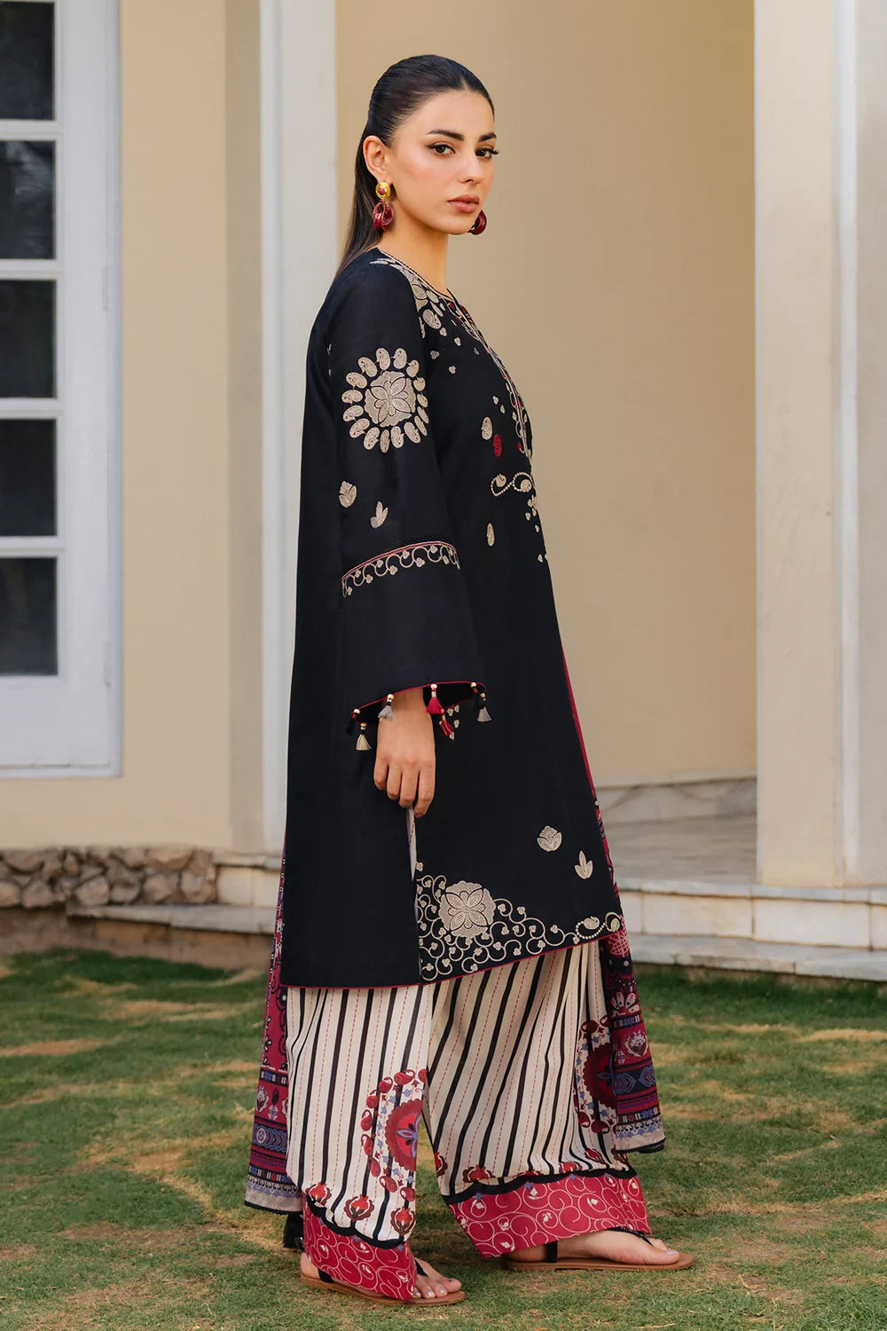 EMBROIDERED LAWN RTW-1326 | New Arrivals | Jazmin