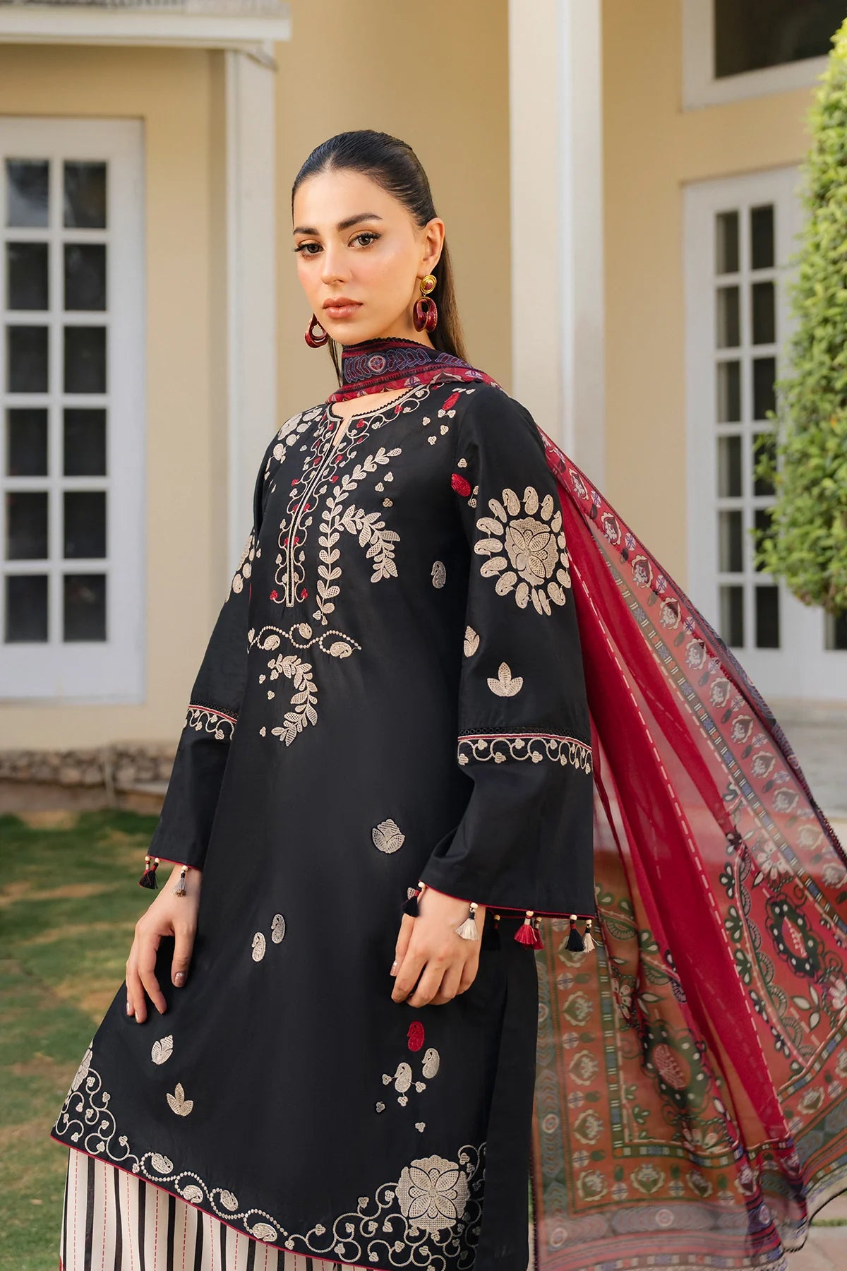 EMBROIDERED LAWN RTW-1326 | New Arrivals | Jazmin