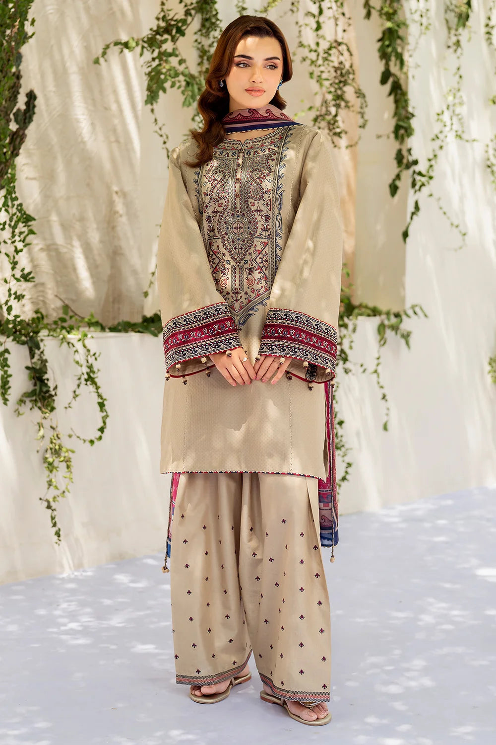 EMBROIDERED LAWN USE-9387 | New Arrivals | Jazmin
