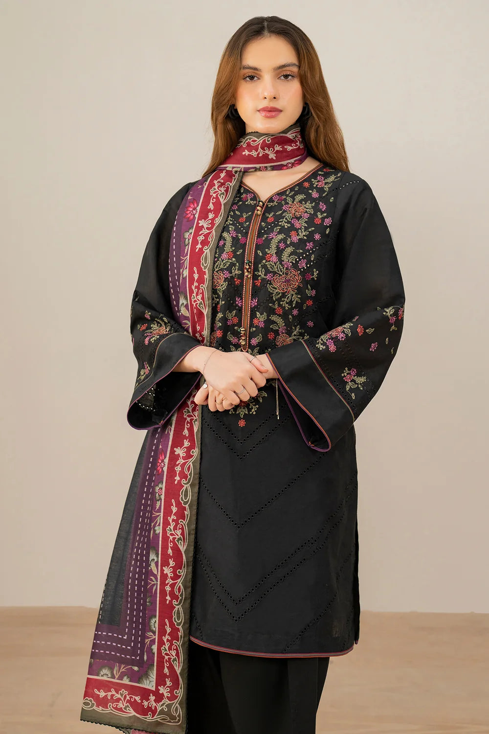 EMBROIDERED LAWN RTW-9131 | New Arrivals | Jazmin