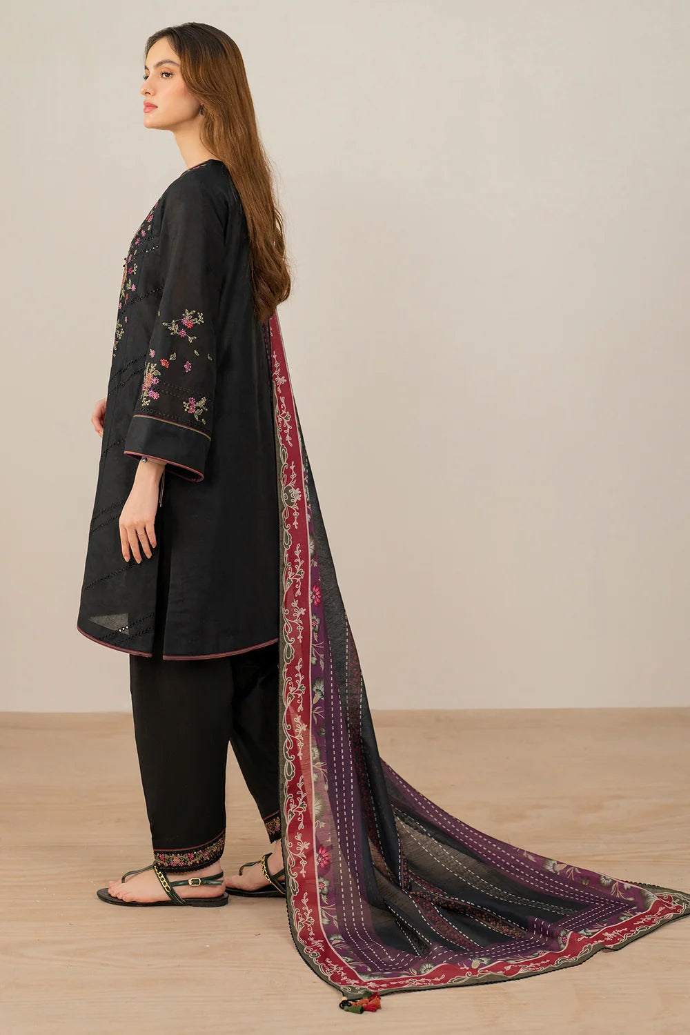 EMBROIDERED LAWN RTW-9131 | New Arrivals | Jazmin