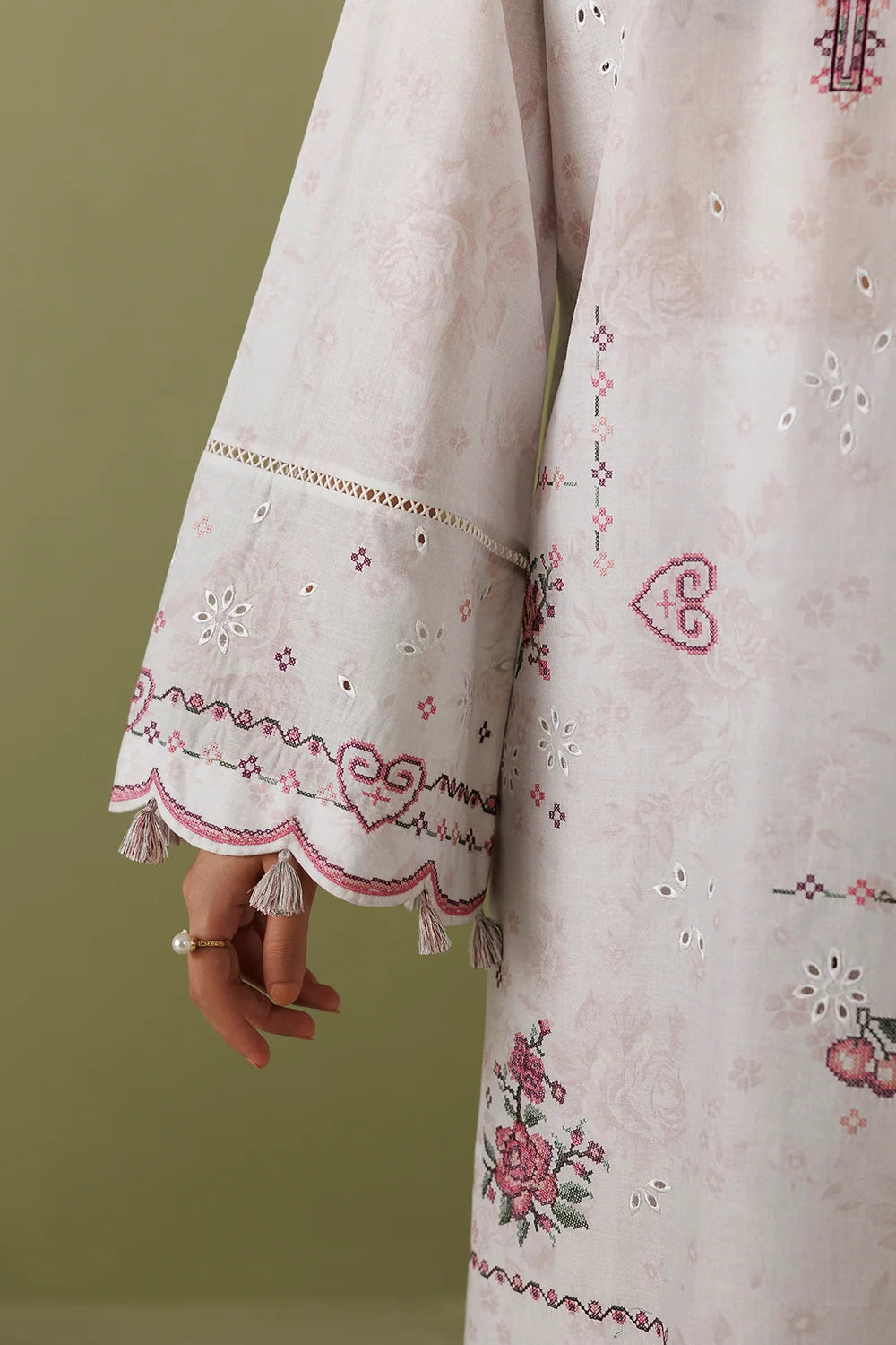EMBROIDERED LAWN USE-9387 | New Arrivals | Jazmin