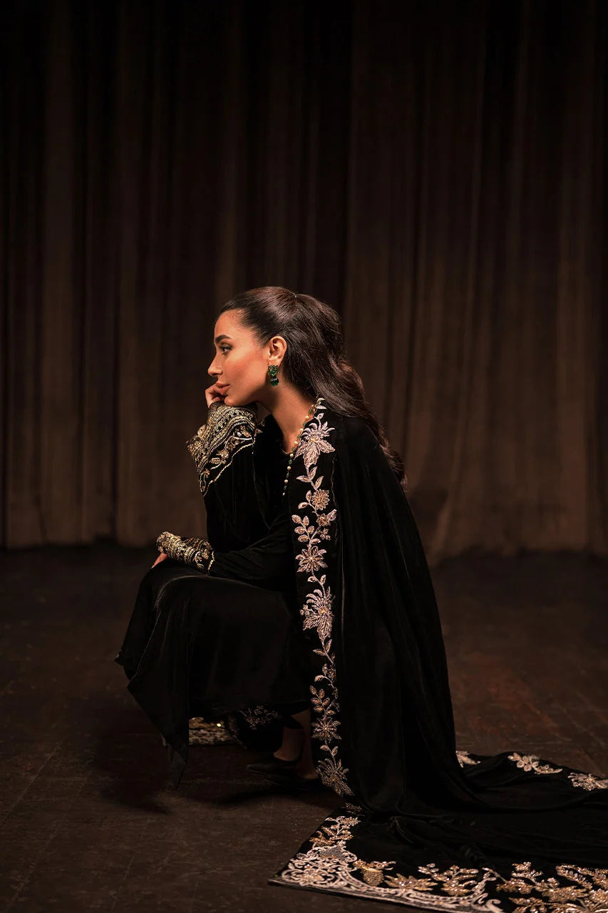 Grand Black Velevt Shawl Set (D-10) | Rendezvous '24 | Ammara Khan