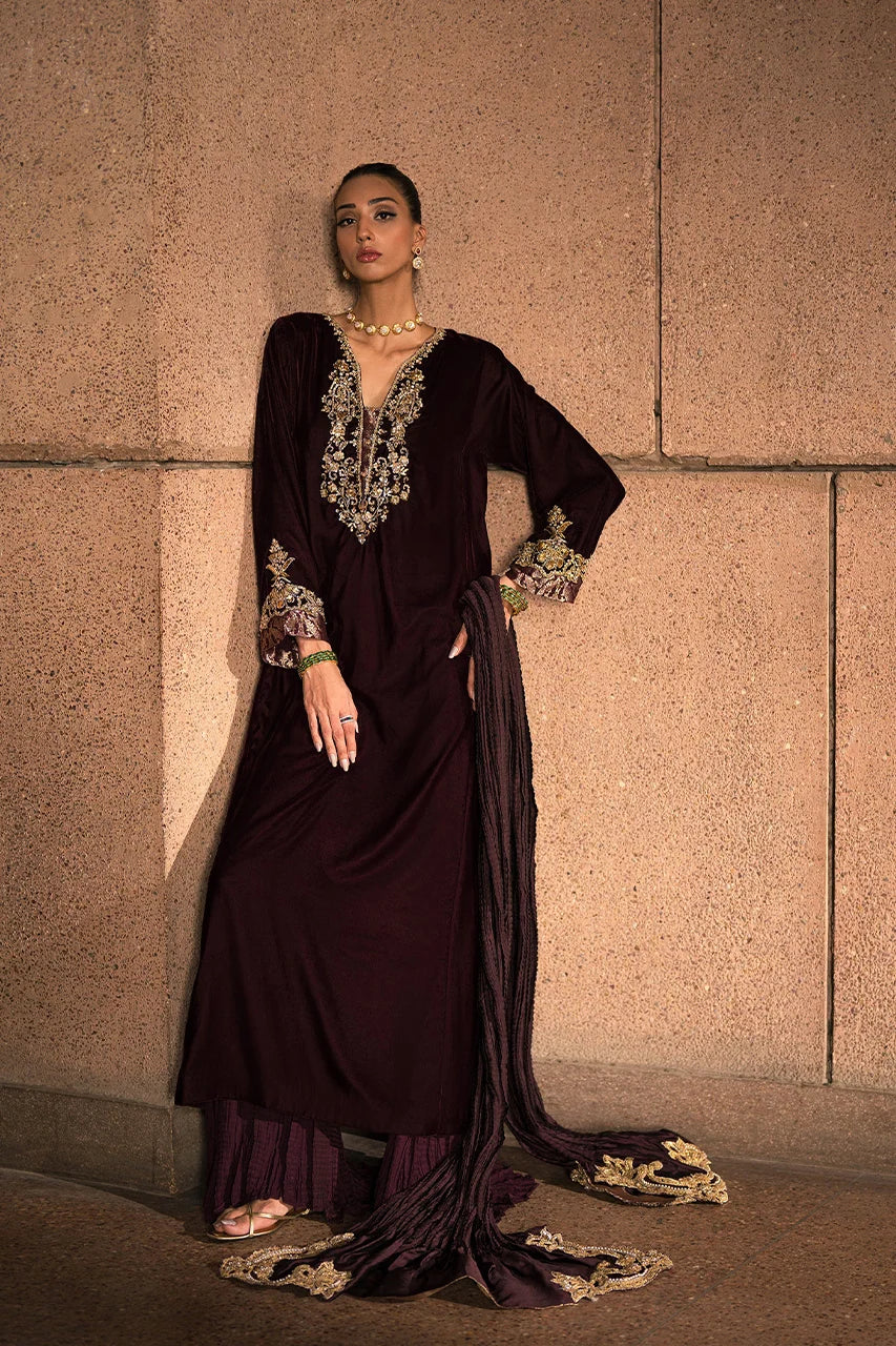 Majestic Plum Velvet Ensemble (D-05) | Rendezvous '24 | Ammara Khan