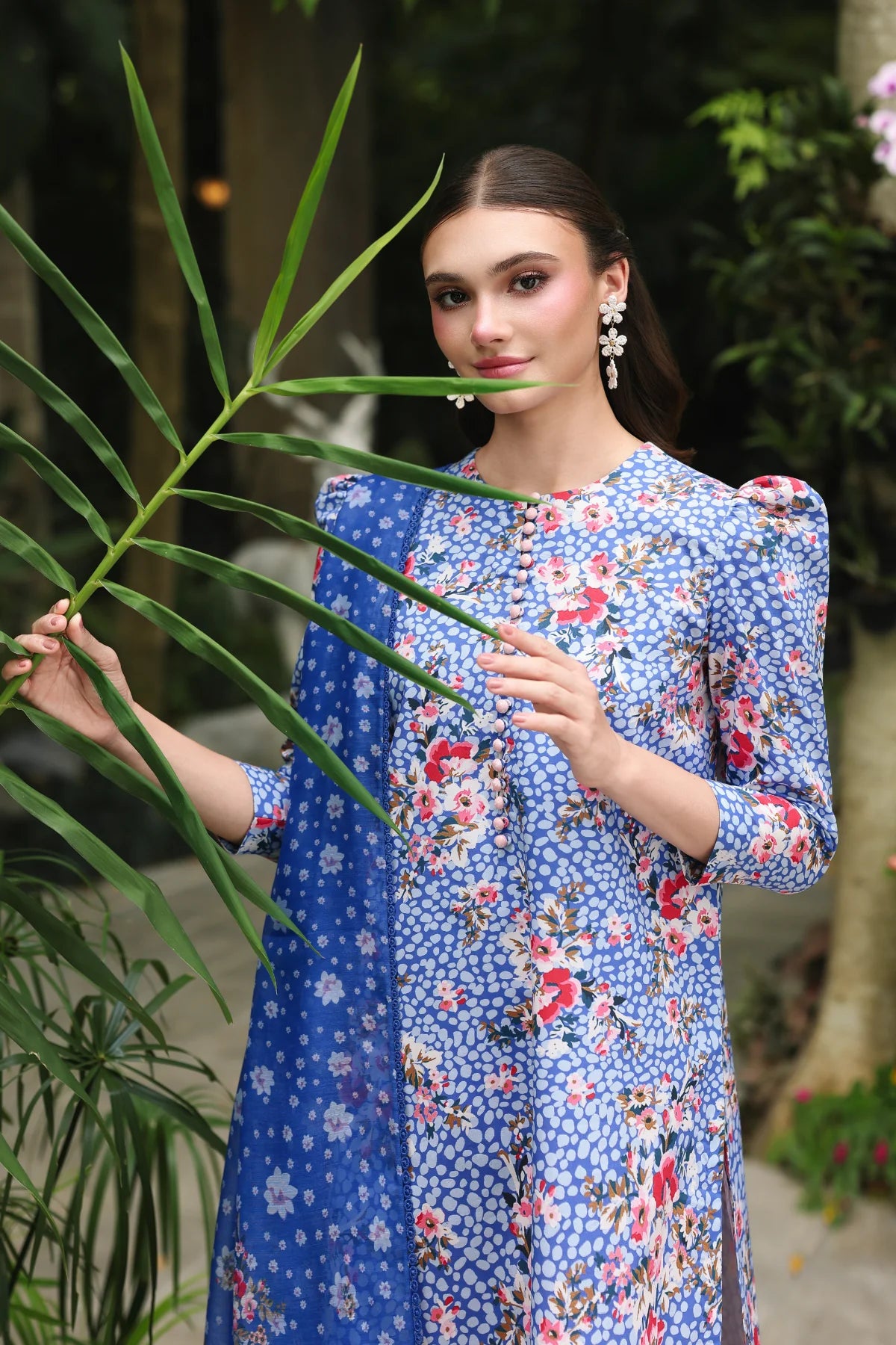 EMBROIDERED LAWN USE-9393 | New Arrivals | Jazmin
