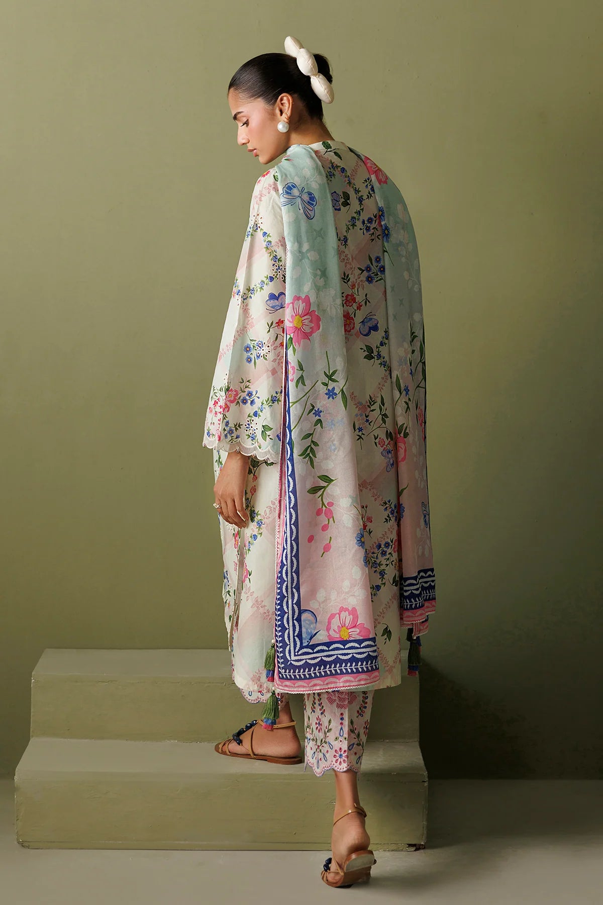 EMBROIDERED LAWN RTW-9385 | New Arrivals | Jazmin