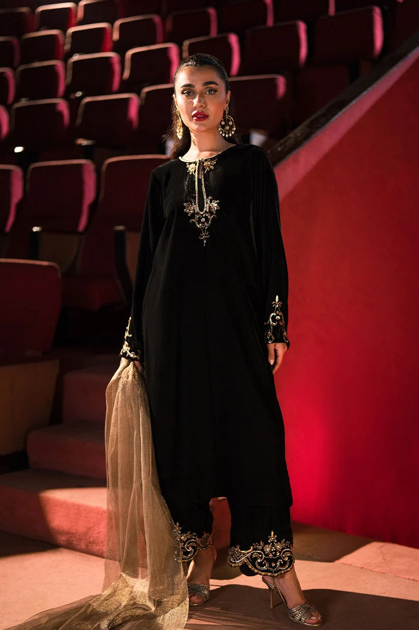 Statement Noir Velvet Set (D-03) | Rendezvous '24 | Ammara Khan
