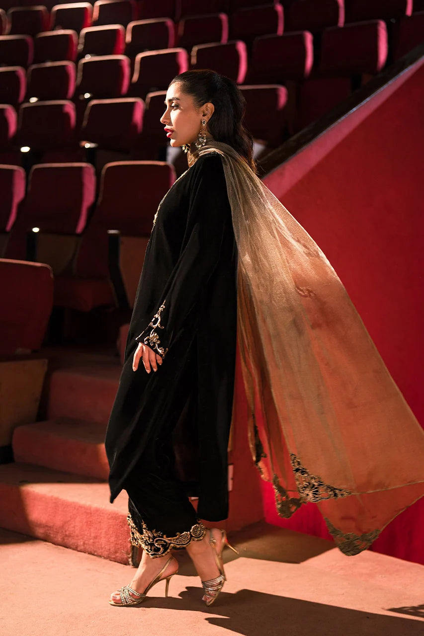 Statement Noir Velvet Set (D-03) | Rendezvous '24 | Ammara Khan