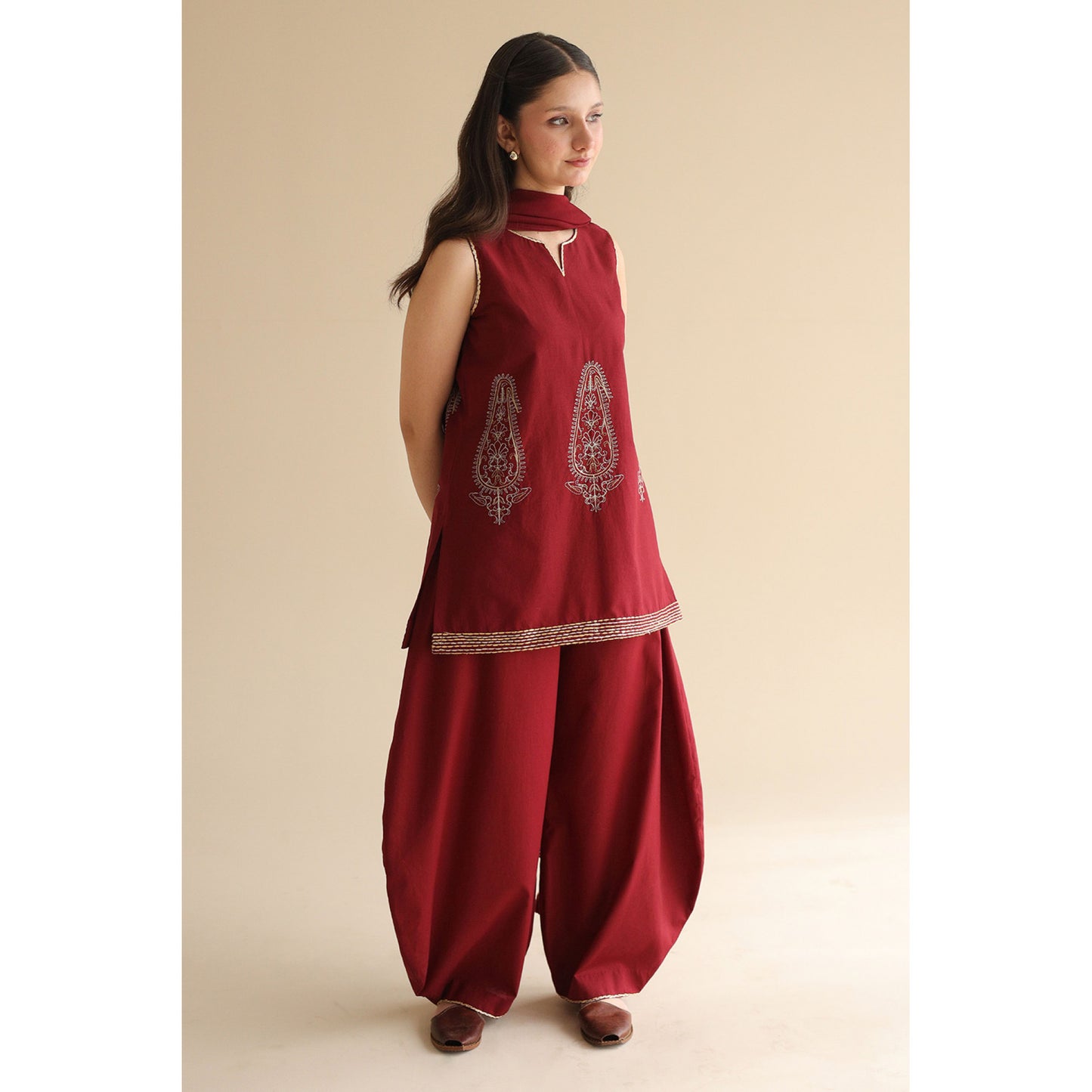 MAROON OUTFIT | MONSOON ‘26 | DYOT