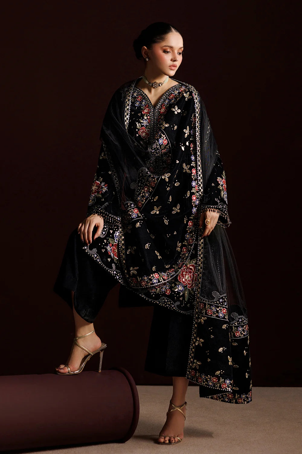 EFUF4552 | Unstitched | Baroque