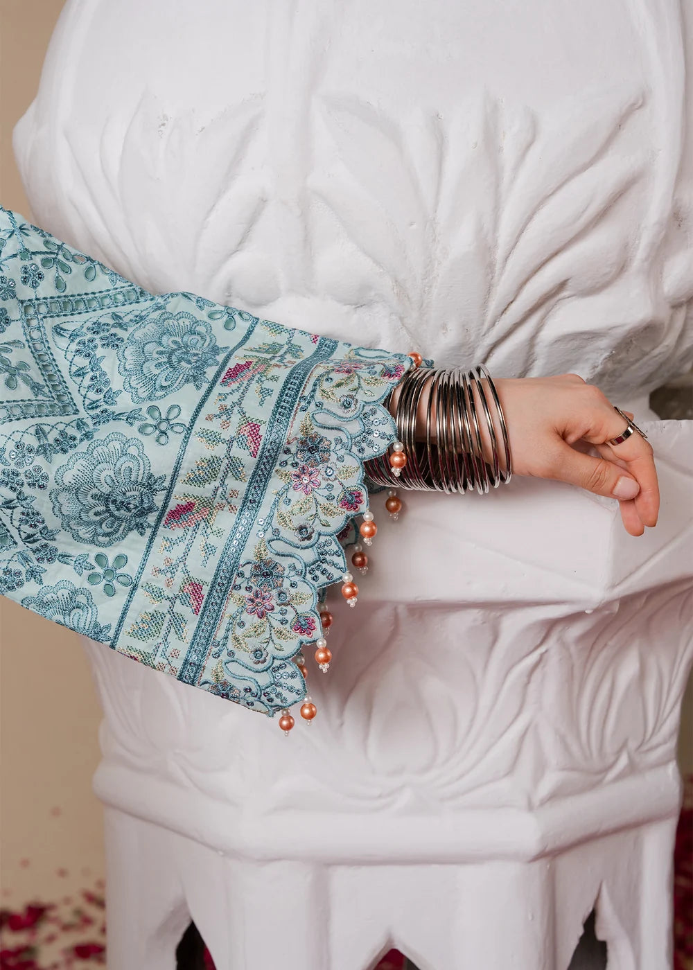 Firdous | Zahia | Haseens