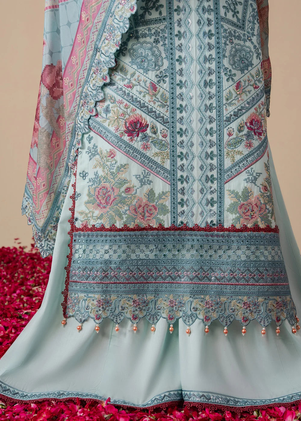 Firdous | Zahia | Haseens