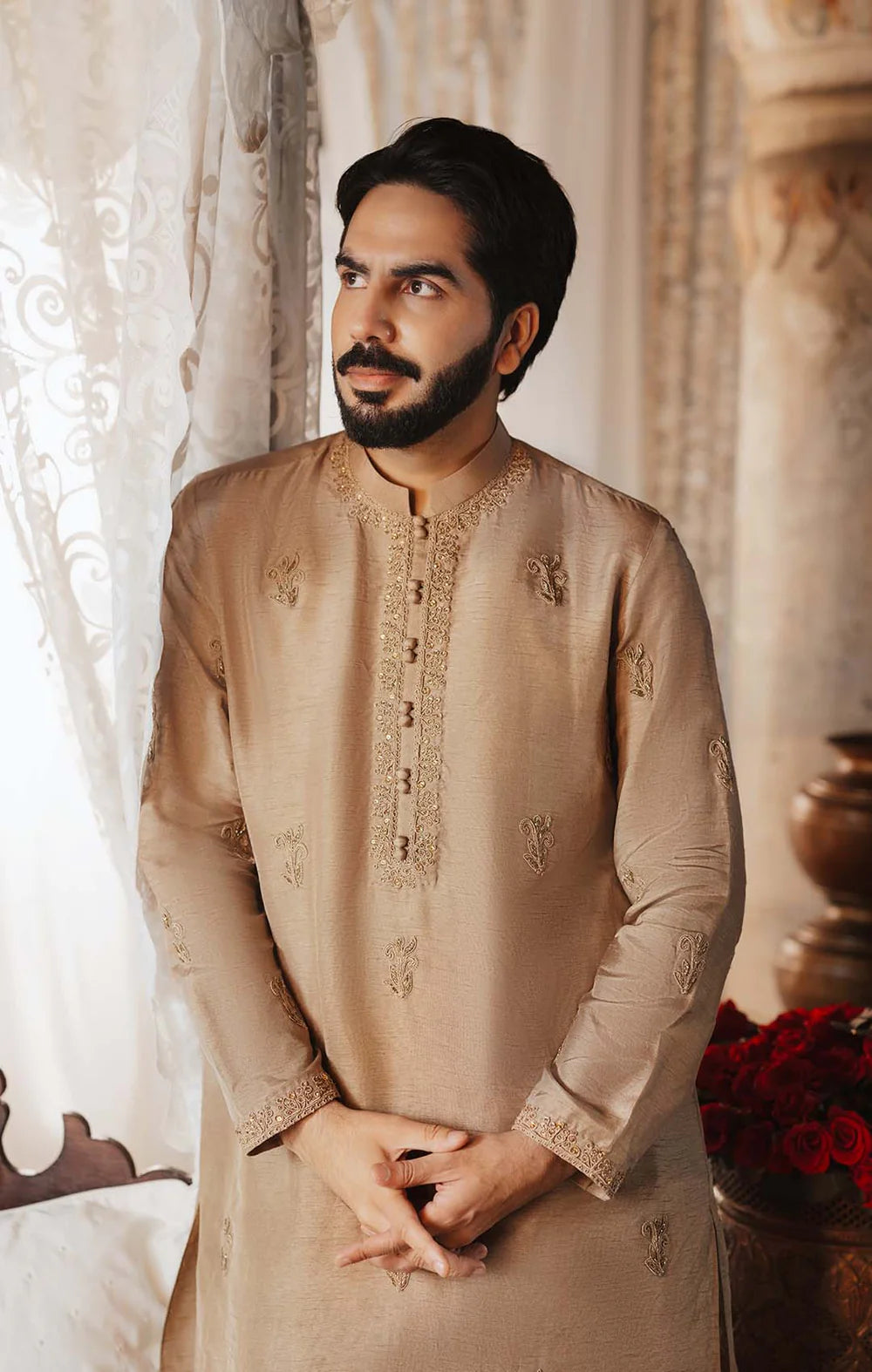 ZOVRAN | Mens wear | Maya Pret