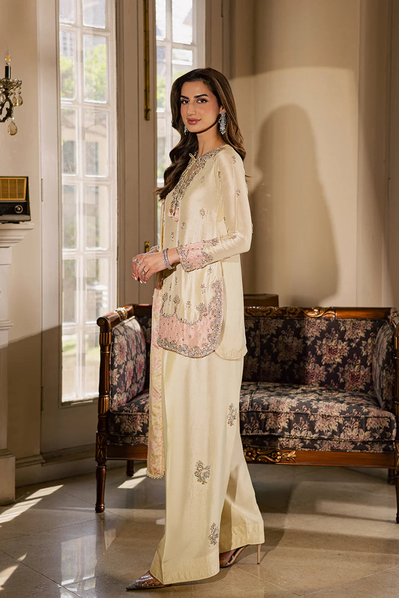 PENELOPE | The Season | Sarazara