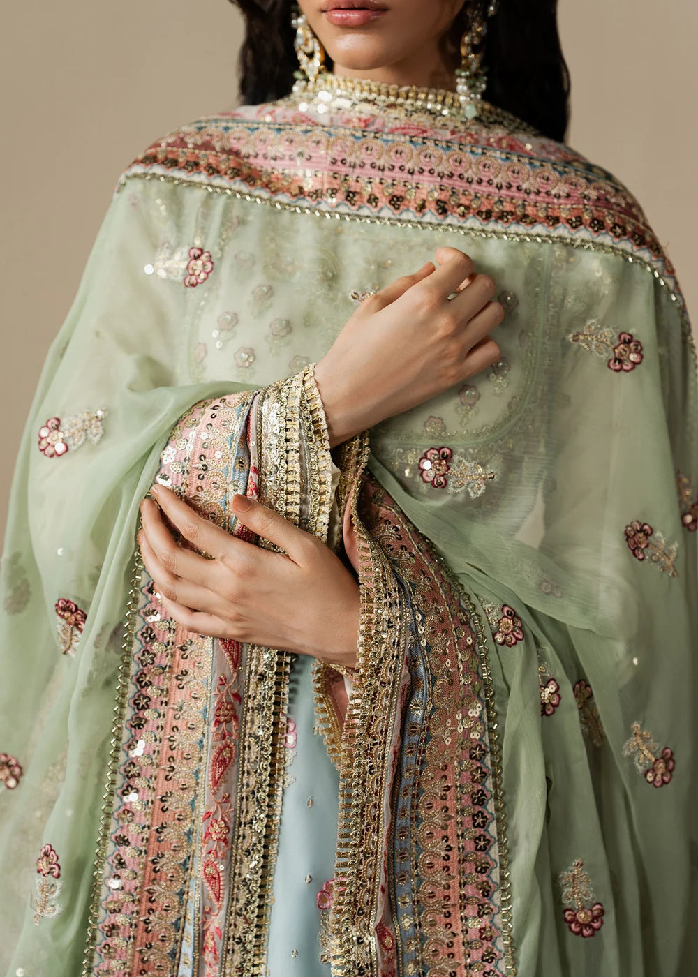Shahzadi | Gulal | Haseens