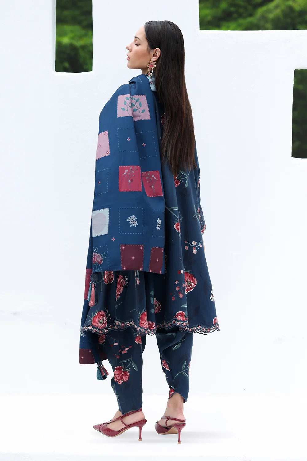 EWUF4556 | Unstitched | Baroque