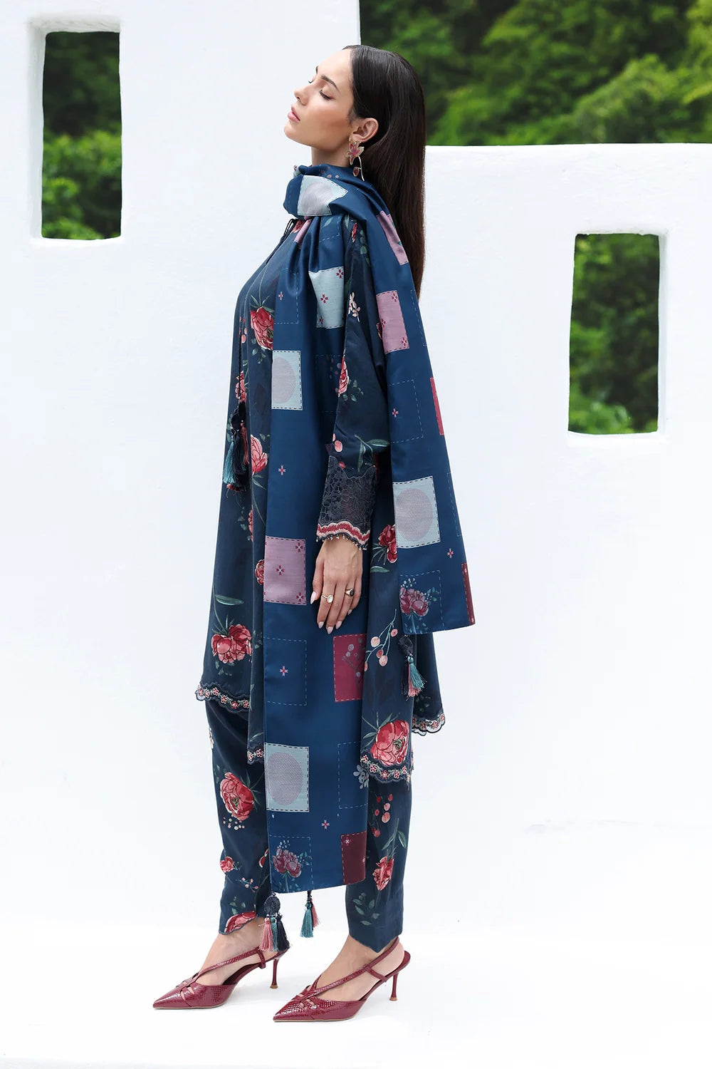 EWUF4556 | Unstitched | Baroque