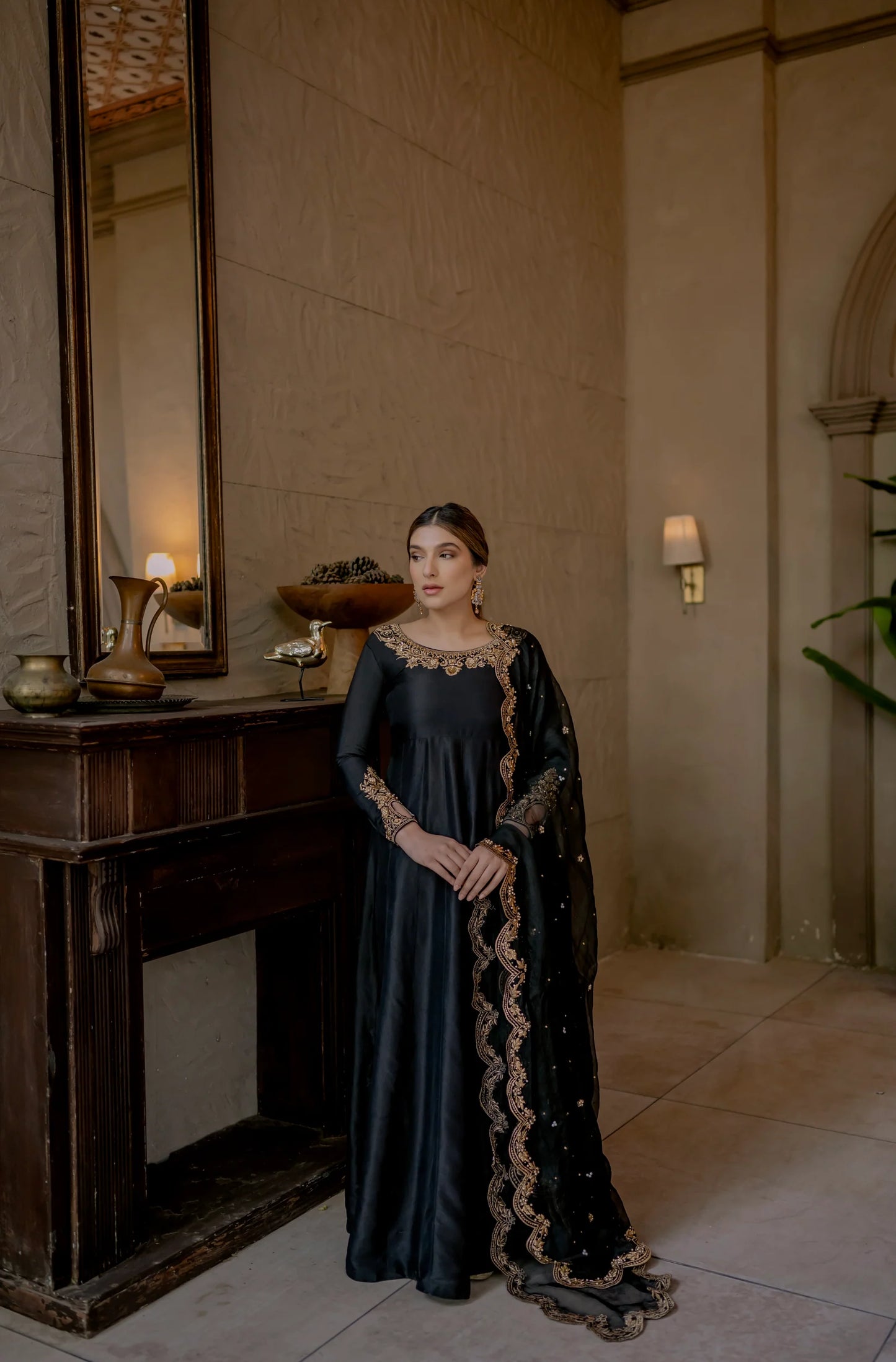 Afsaneh | Shanzay Anooshay