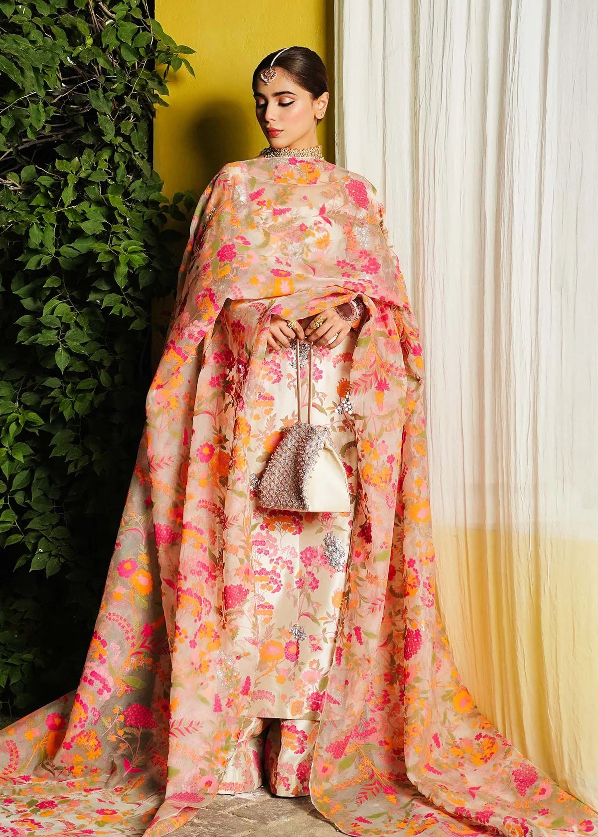 Tawny | Hussain Rehar