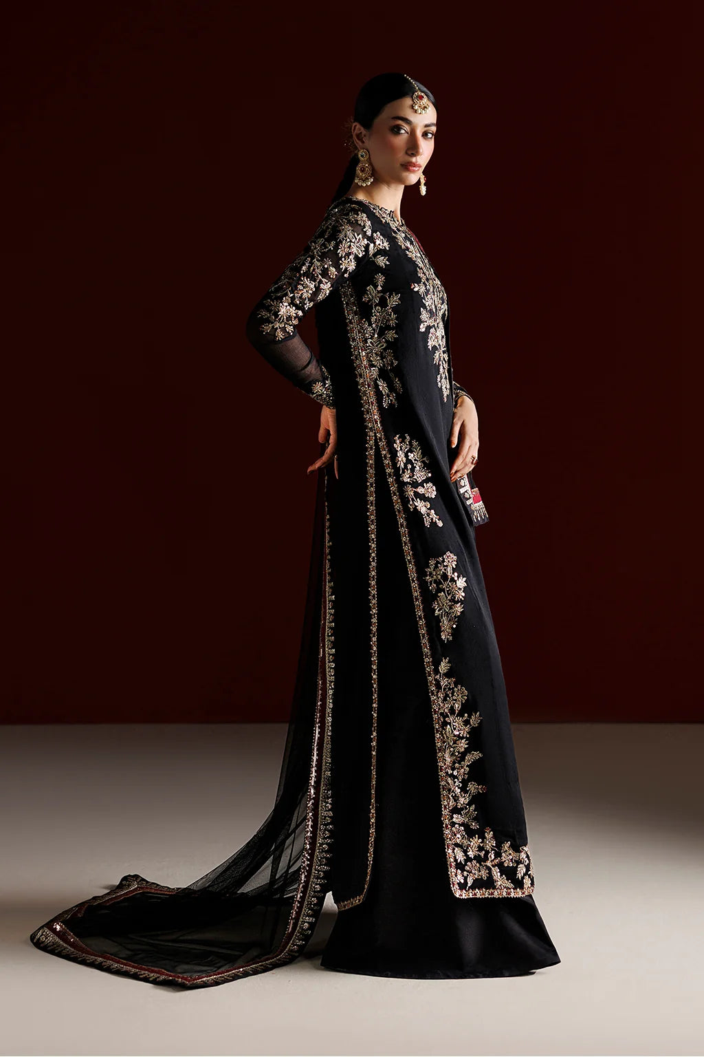 CC-107 Embroidered Chiffon | Semi Formals ‘26 | Iznik